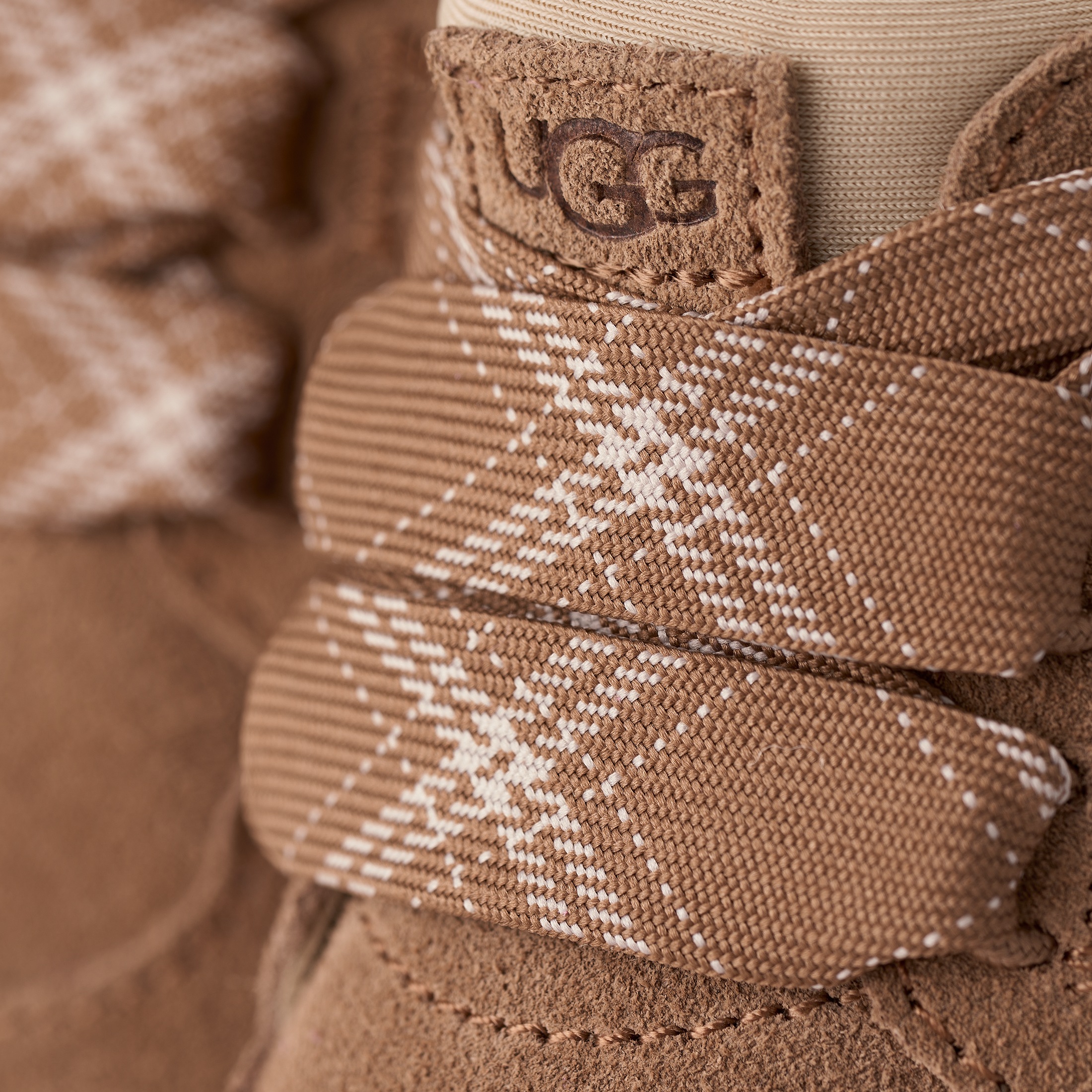 UGG Krabbelschuh »I BABY LOWMEL«  Schnürschuh, Klettschuh mit UGG-Logo auf der Lasche