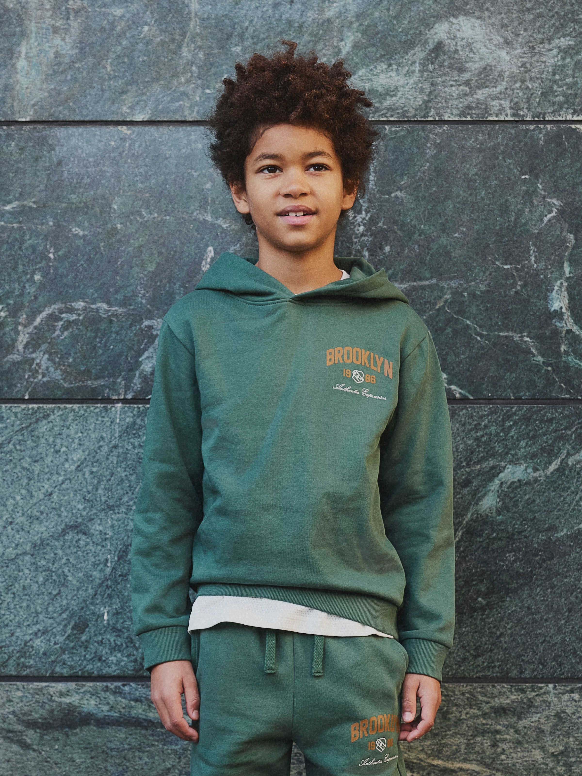 Name It Kapuzensweatshirt »NKMNEWI LS NREG SWEAT WH BRU«