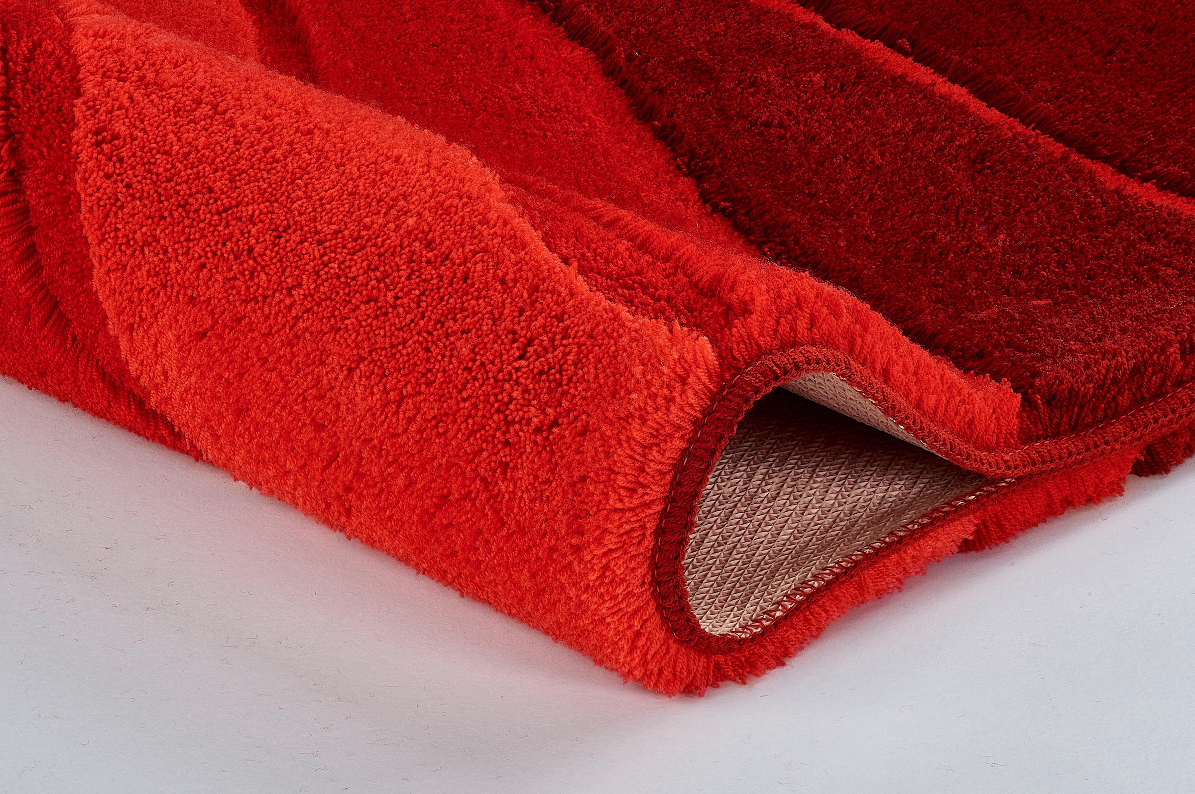 MEUSCH Badematte »Ocean«, rutschhemmend beschichtet, fußbodenheizungsgeeignet, Badteppich, Wellen Design, mit Farbverlauf, Hoch-Tief Effekt, waschbar