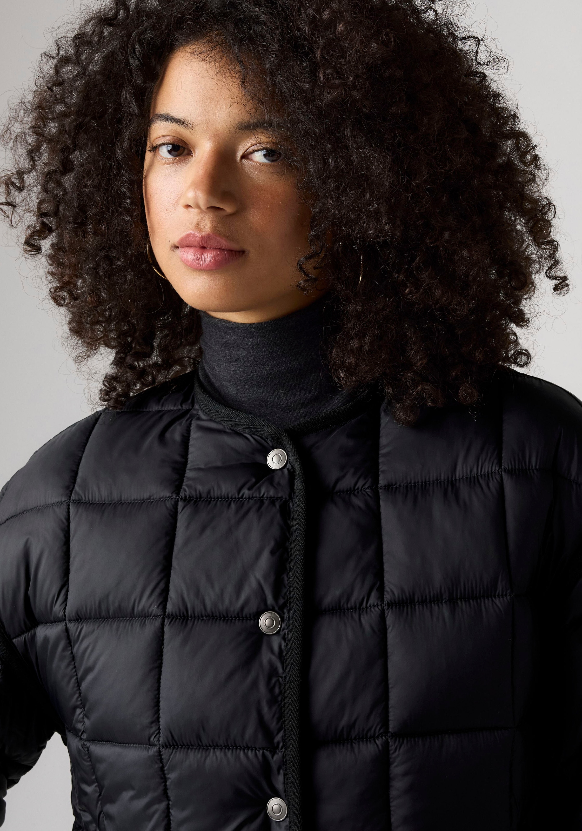 Levi's® Steppjacke Paspelierung an Abschlüssen und Ärmeleinsatz