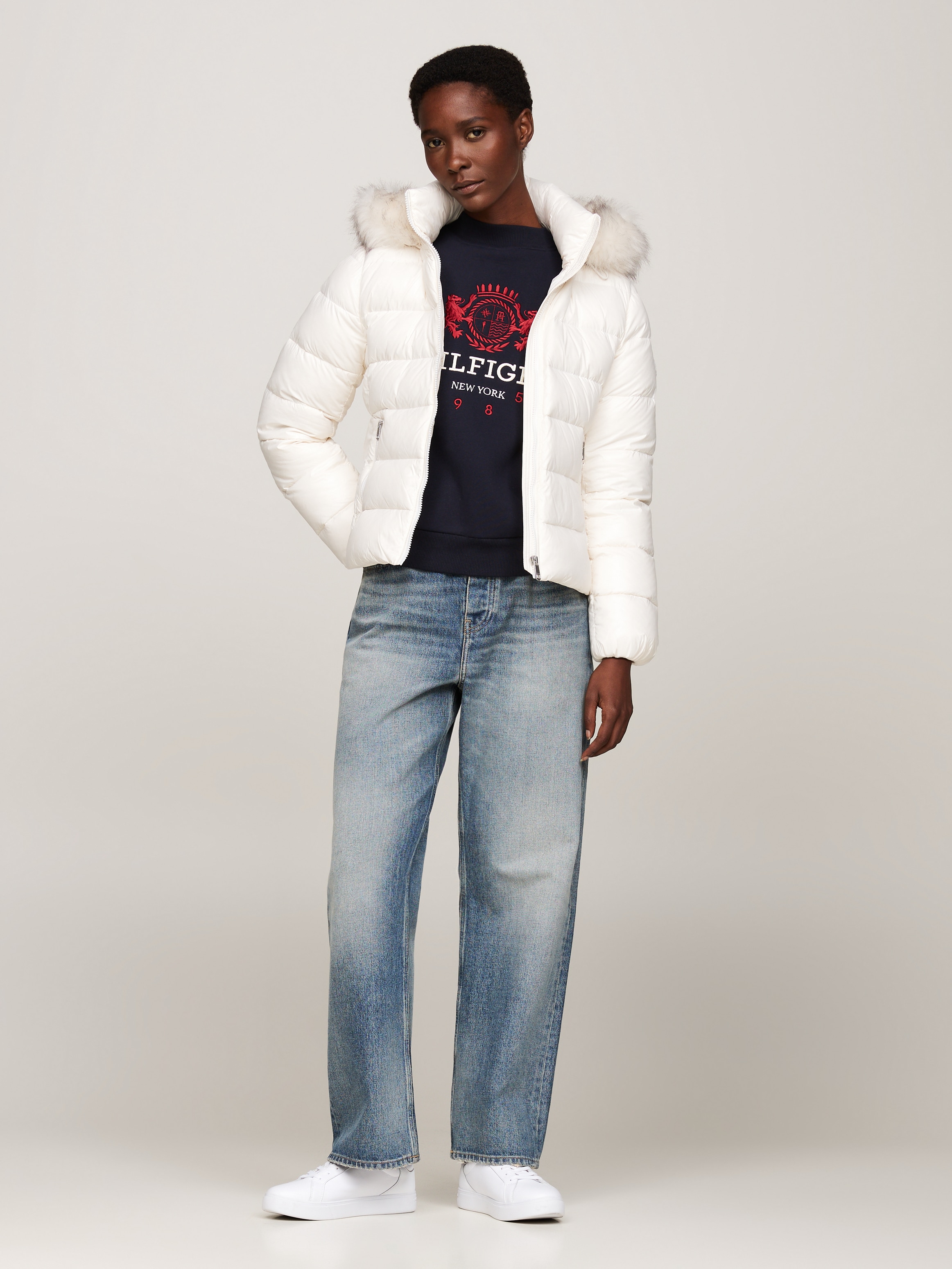 Tommy Hilfiger Steppjacke, mit Kapuze, mit Logoprägung