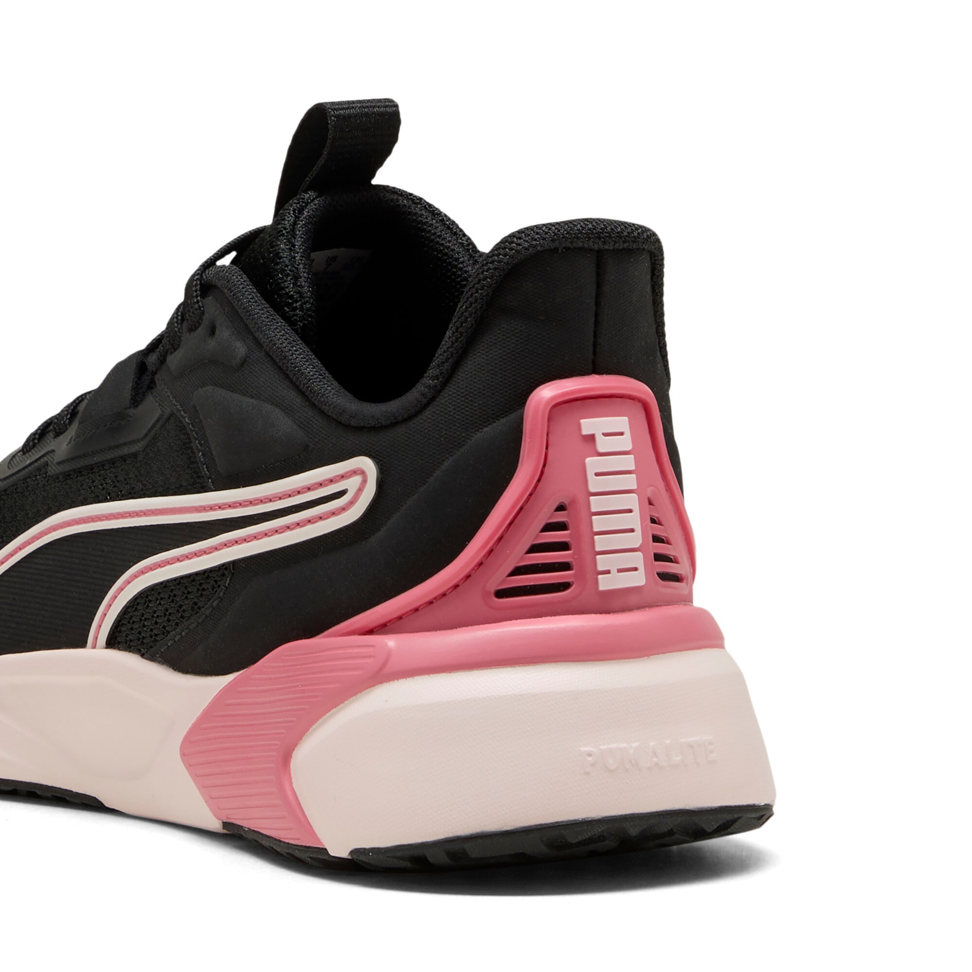 PUMA Trainingsschuh »DISPERSE XT 4«  Textil-Obermaterial, Gummilaufsohle mit PROTREAD-Technologie