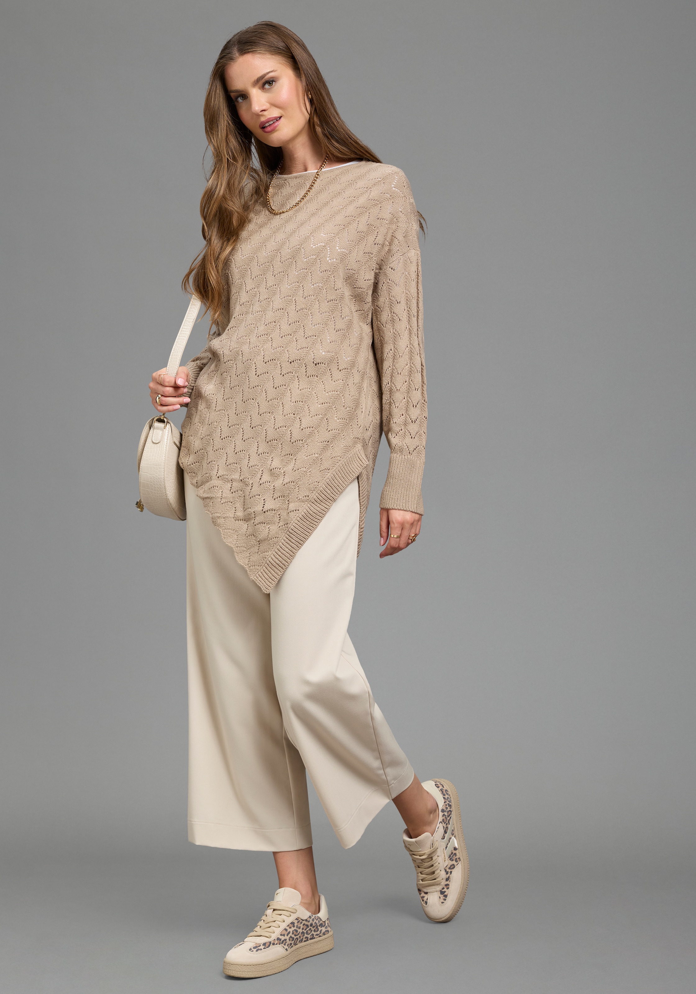 Laura Scott Ajourpullover »mit oversize-Passform und Fledermausärmeln« mit moderner, asymmetrischer Passform