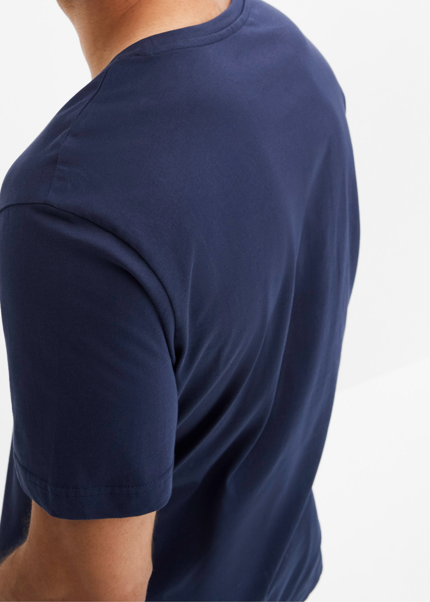 bonprix T-Shirt »T-Shirt aus reiner Baumwolle« Regular Fit, Kurzarm-Design, aus reiner Baumwolle