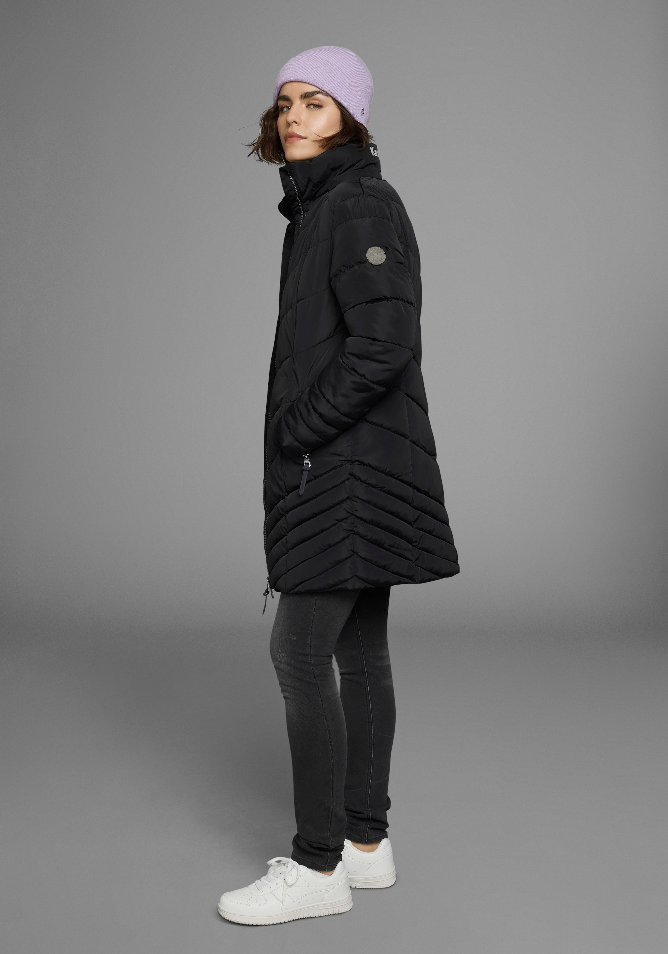 KangaROOS Steppjacke, mit Kapuze, für den Übergang, aus leichtem Webmaterial, figurbetonter Schnitt