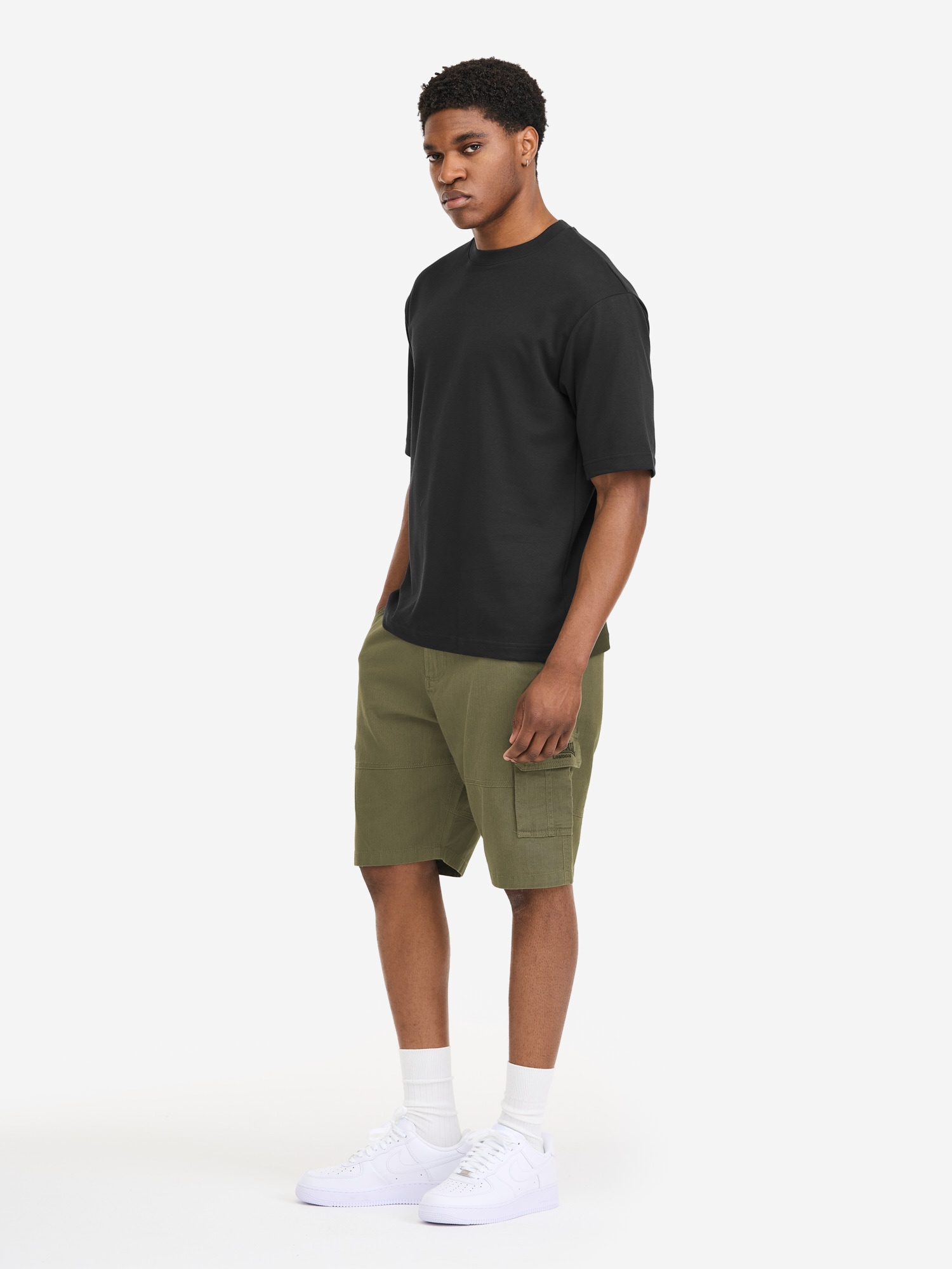 Lonsdale Cargoshorts »BALRATH«  aus Baumwolle, mit Eingrifftaschen, Cargotaschen und Gesäßtaschen