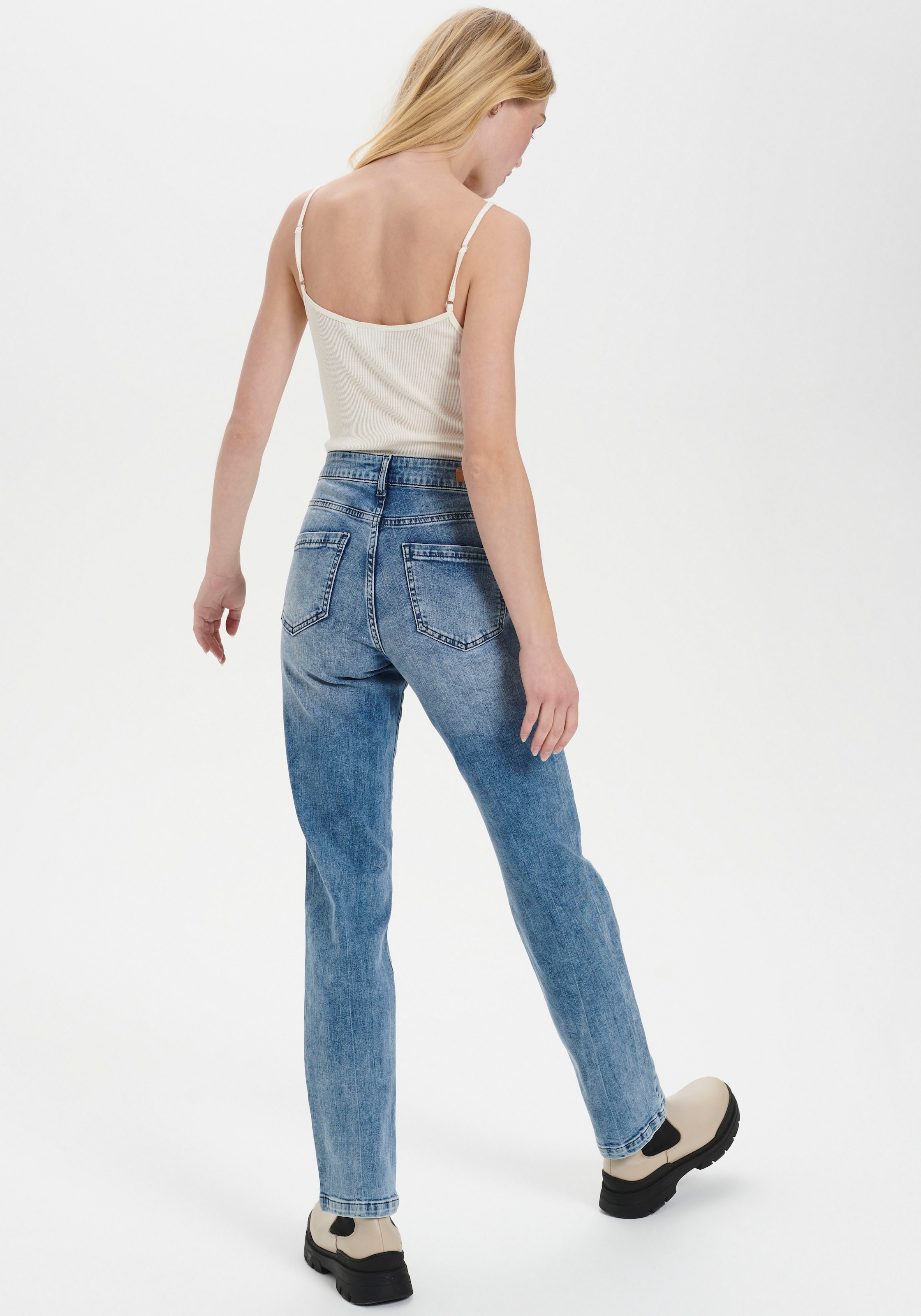 Saint Tropez Spaghettitop »SZ-MAYA STRAP TOP«, mit Seidenanteil