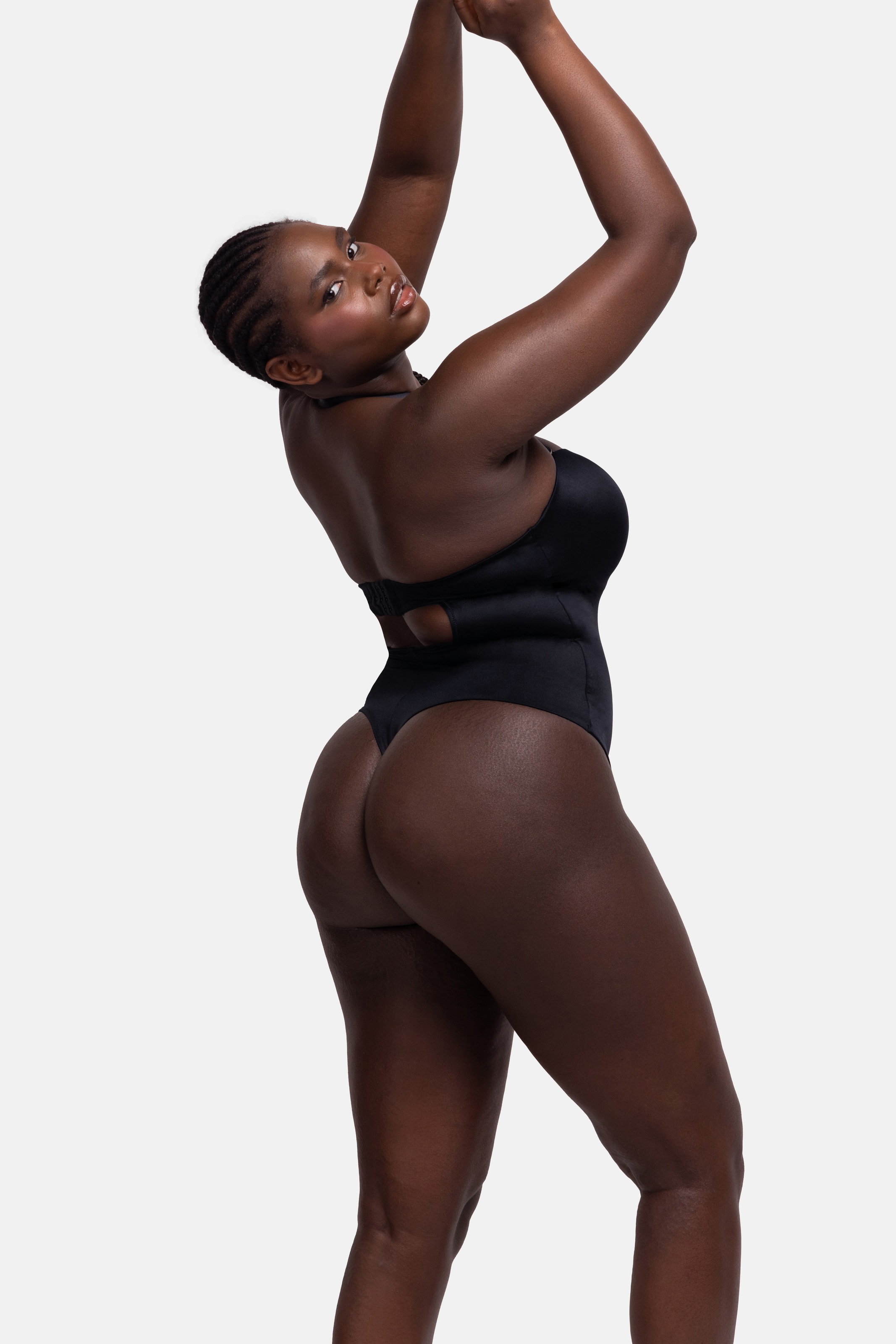 Dorina Stringbody »SUBLIME SCULPT«, Mit abnehmbaren Trägern