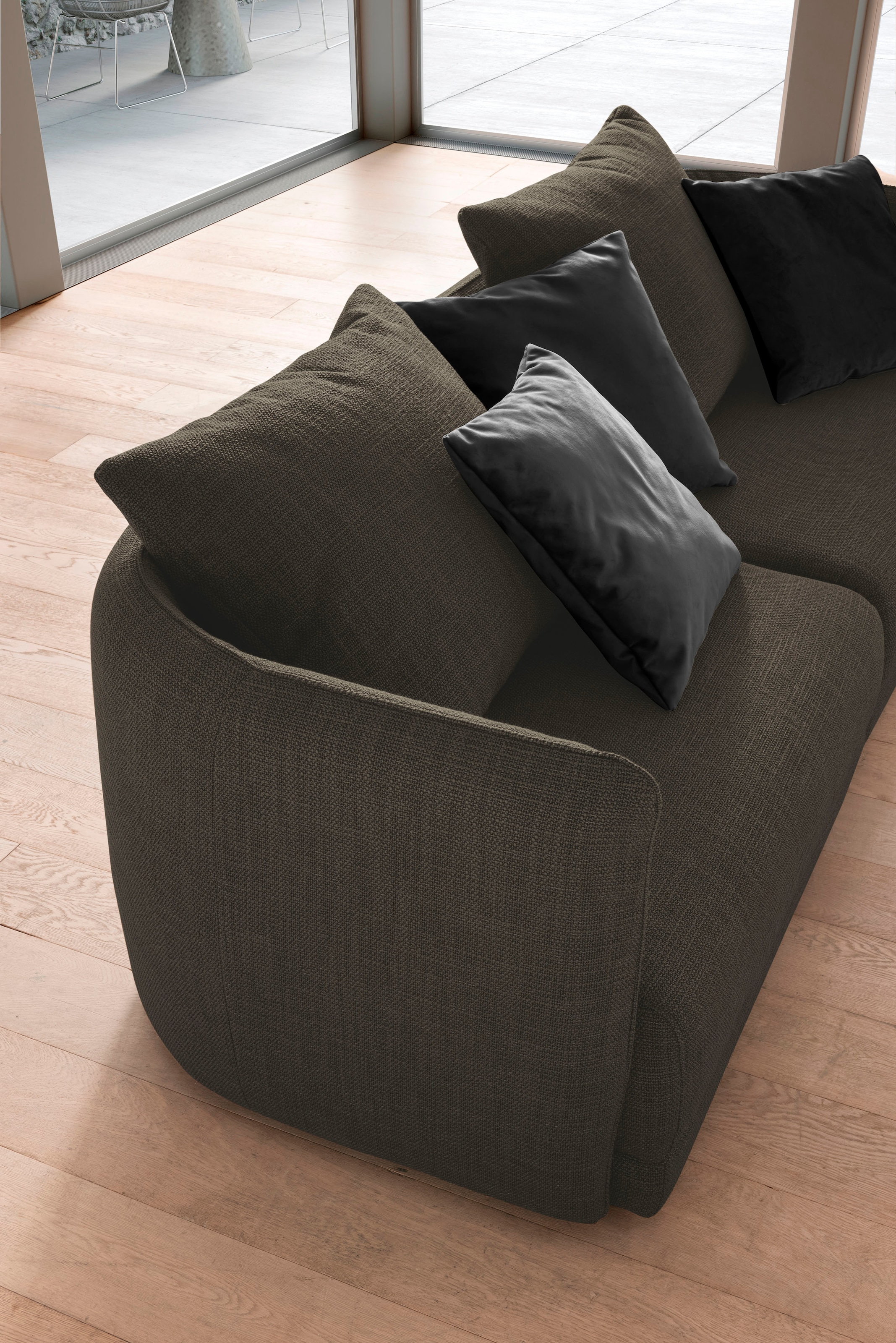 designwerk Big-Sofa »New York, anmutendes Designsofa«, mit schmaler Arm- & Rückenlehne