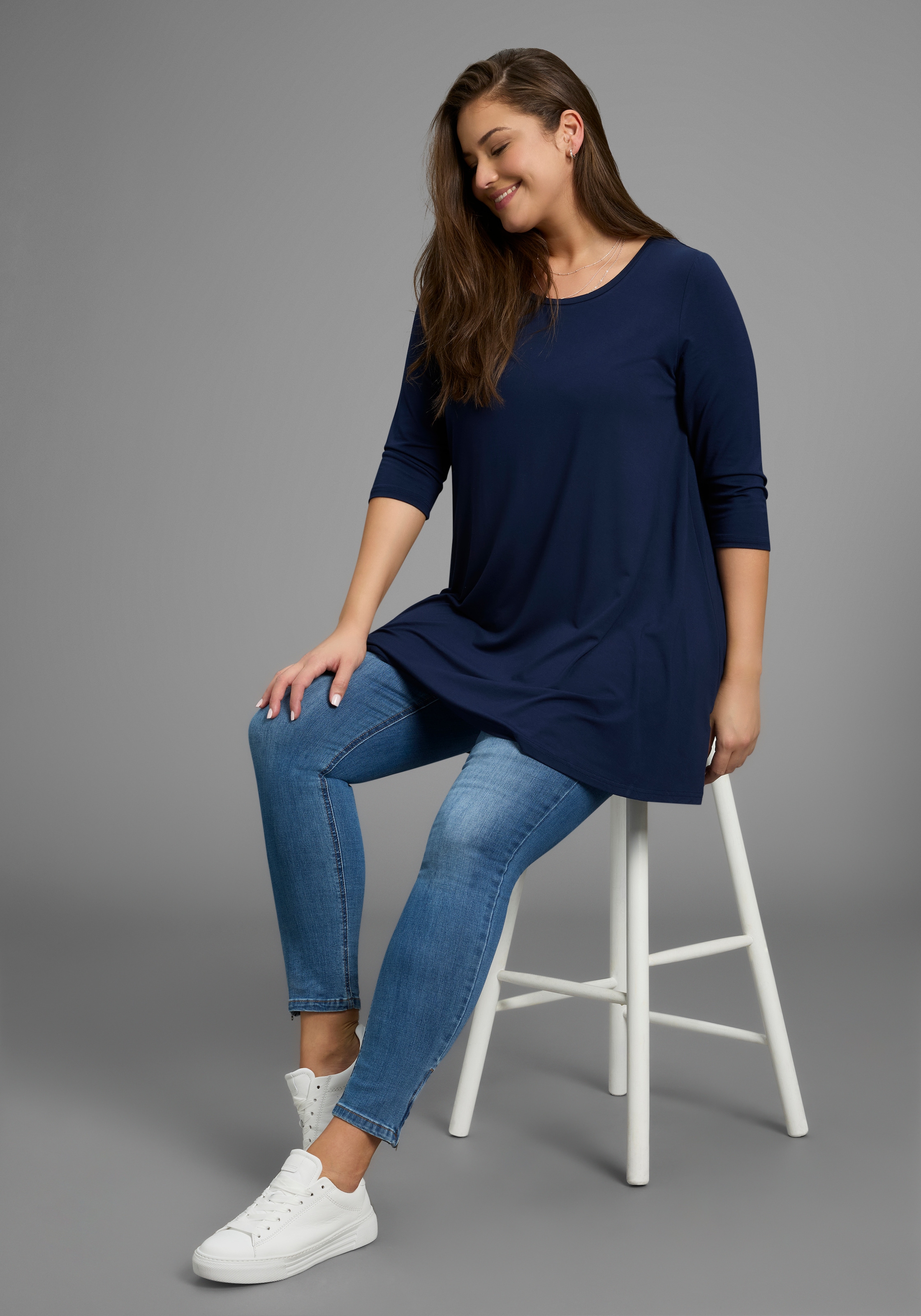 Laura Scott CURVE Tunikashirt, mit 3/4-Ärmeln in schmeichelnder A-Linie – GROSSE GRÖSSEN