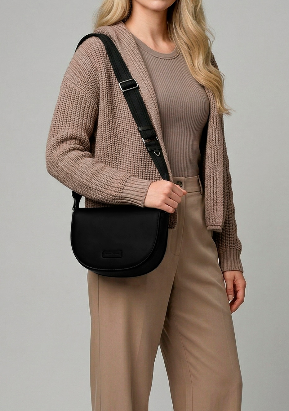 Marc O'Polo Accessories Umhängetasche »Vika« Schultertasche mit verstellbarem Umhängeriemen