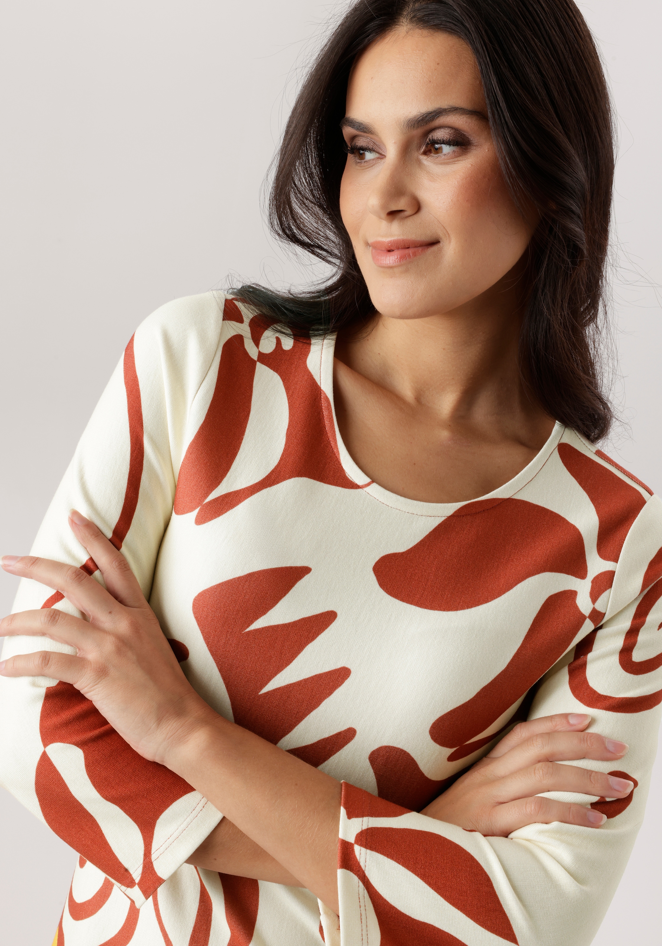 Aniston SELECTED Jerseykleid mit gestreifter Bordüre am Saum - NEUE KOLLEKTION