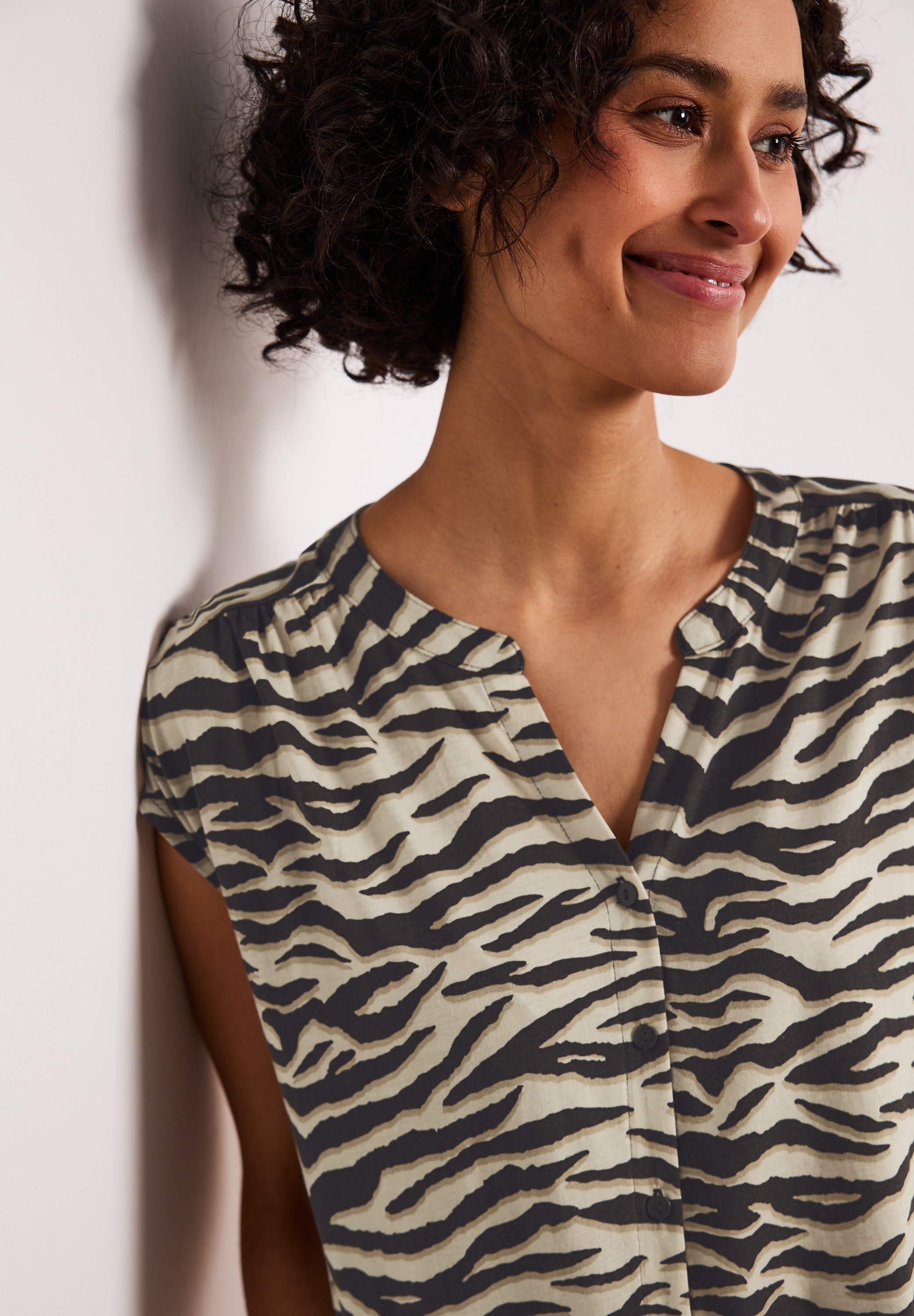 STREET ONE Shirttop Sommershirt im Leo-Look