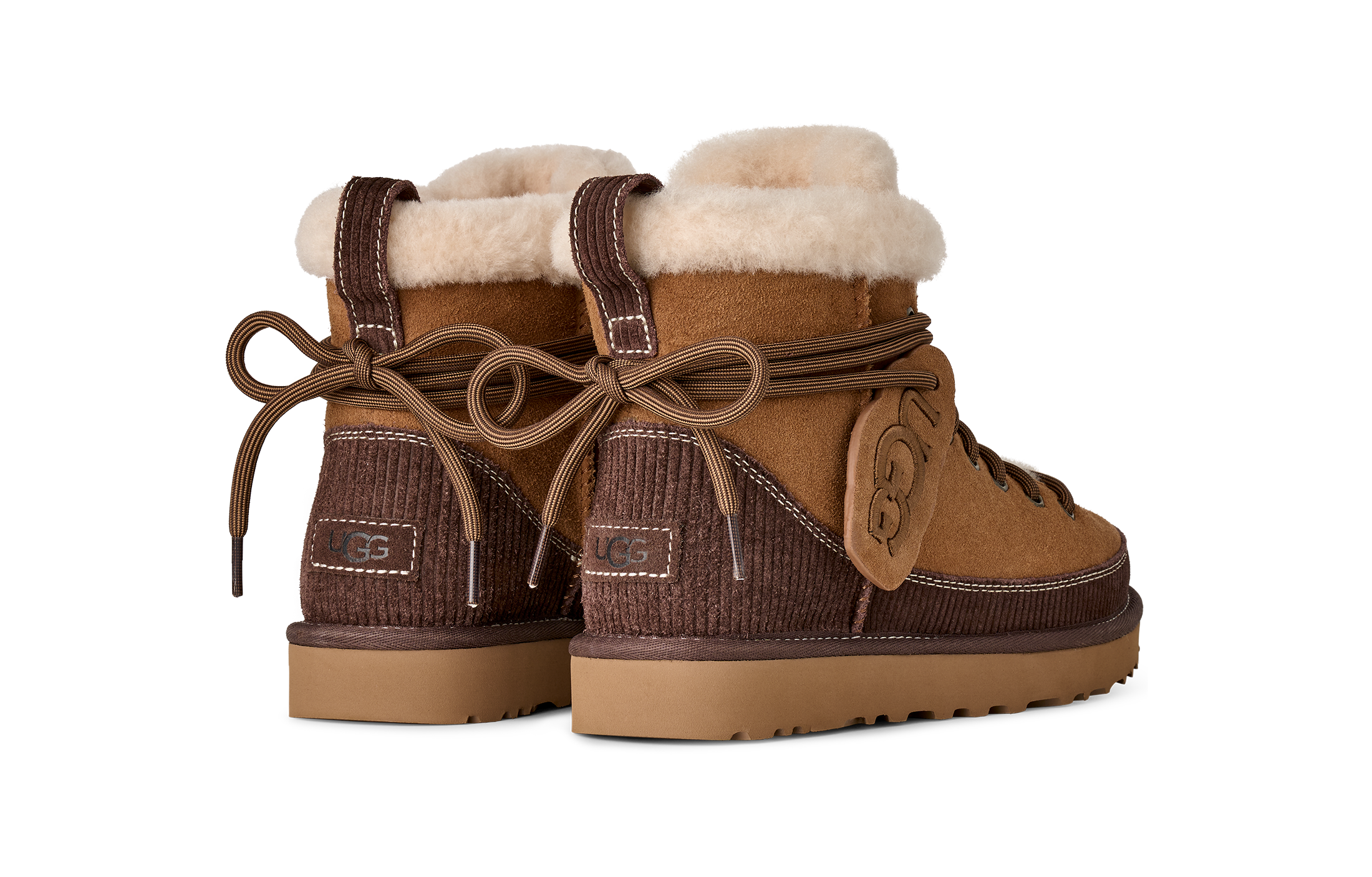 UGG Winterboots »Unisex, W CLASSIC HERITAGE LACE-UP«  Plateau, Schnürboots mit schaftumwickelnden Schnürsenkeln