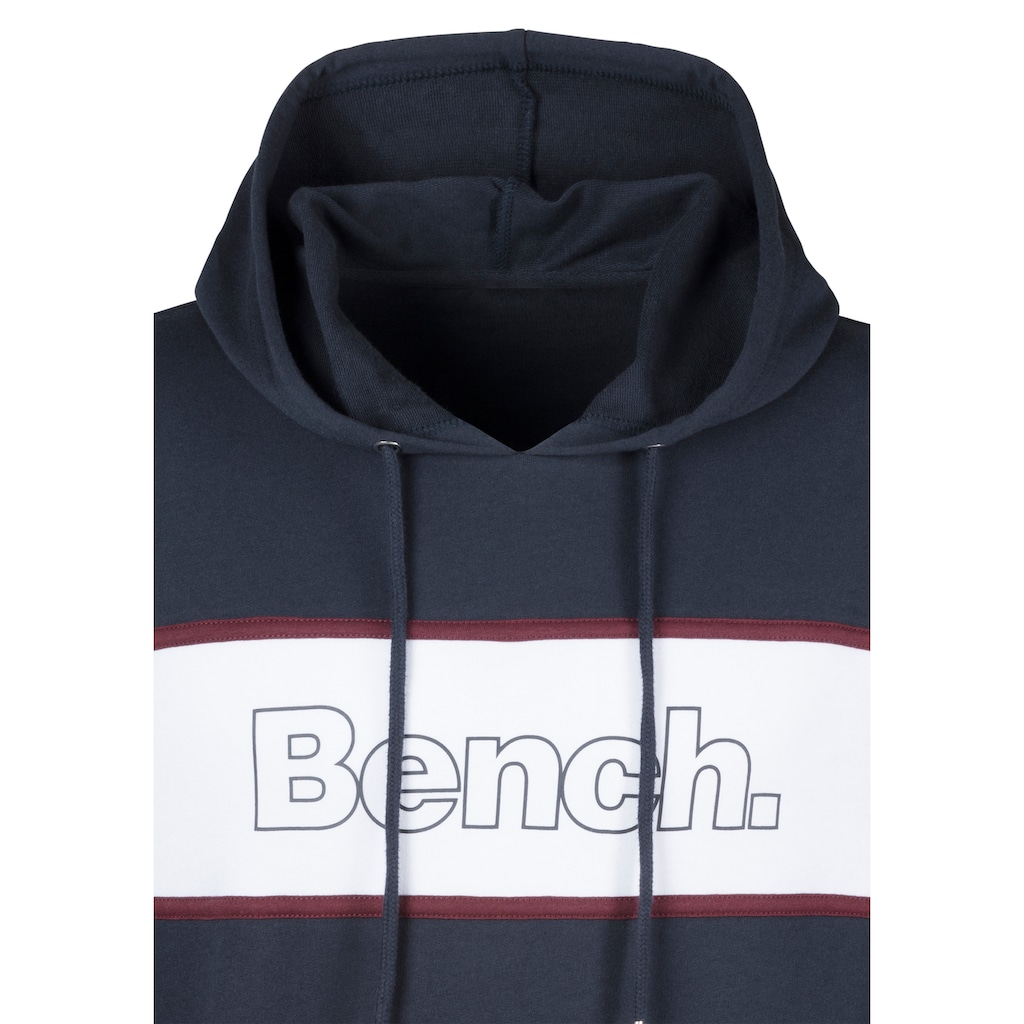 Bench. Kapuzensweatshirt, mit Känguru Tasche