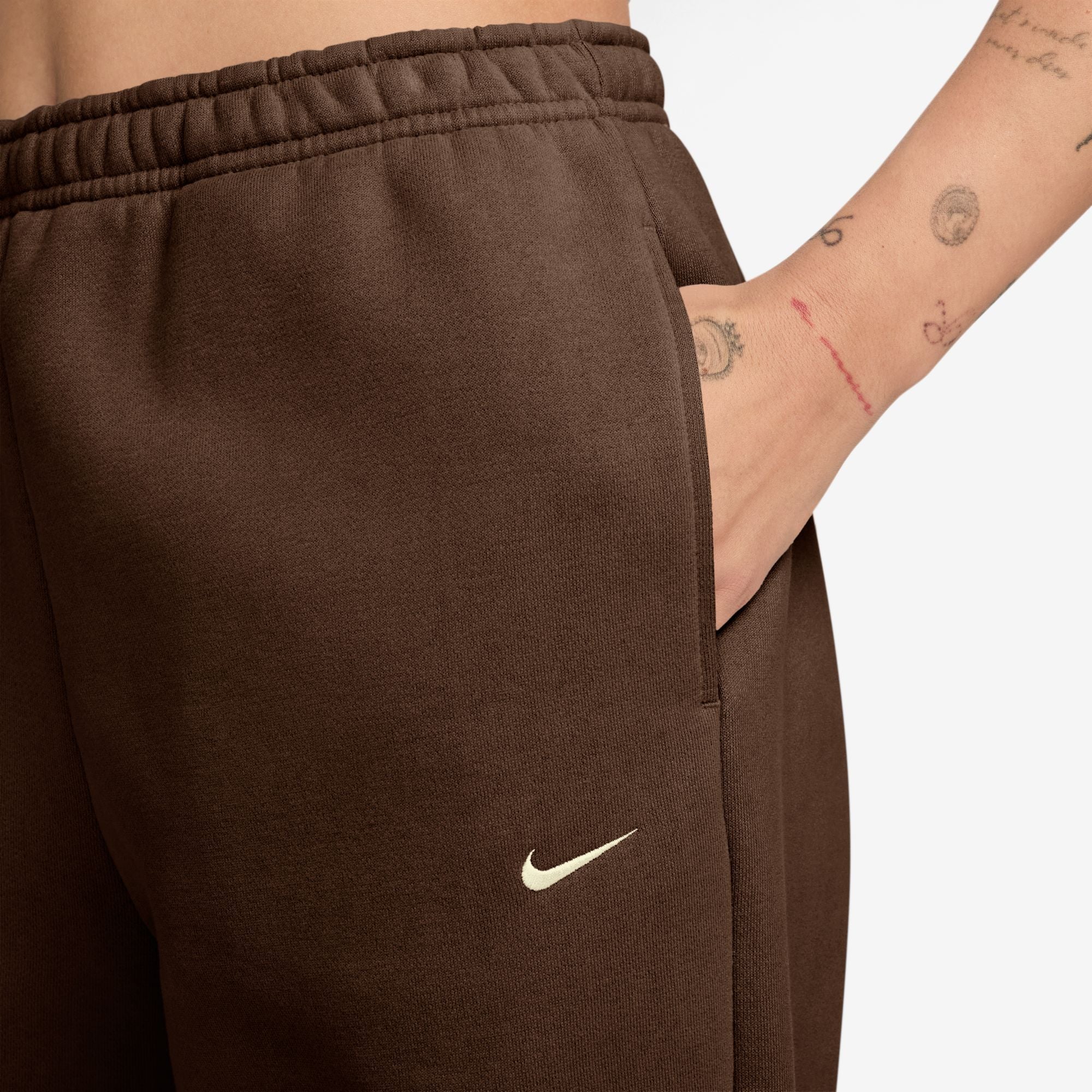 Nike Sportswear Sporthose »W NK STDO FLC MW HR OS CFF PNT«  mit elastischem Bund, aus Baumwolle und Polyester, Basic Passform