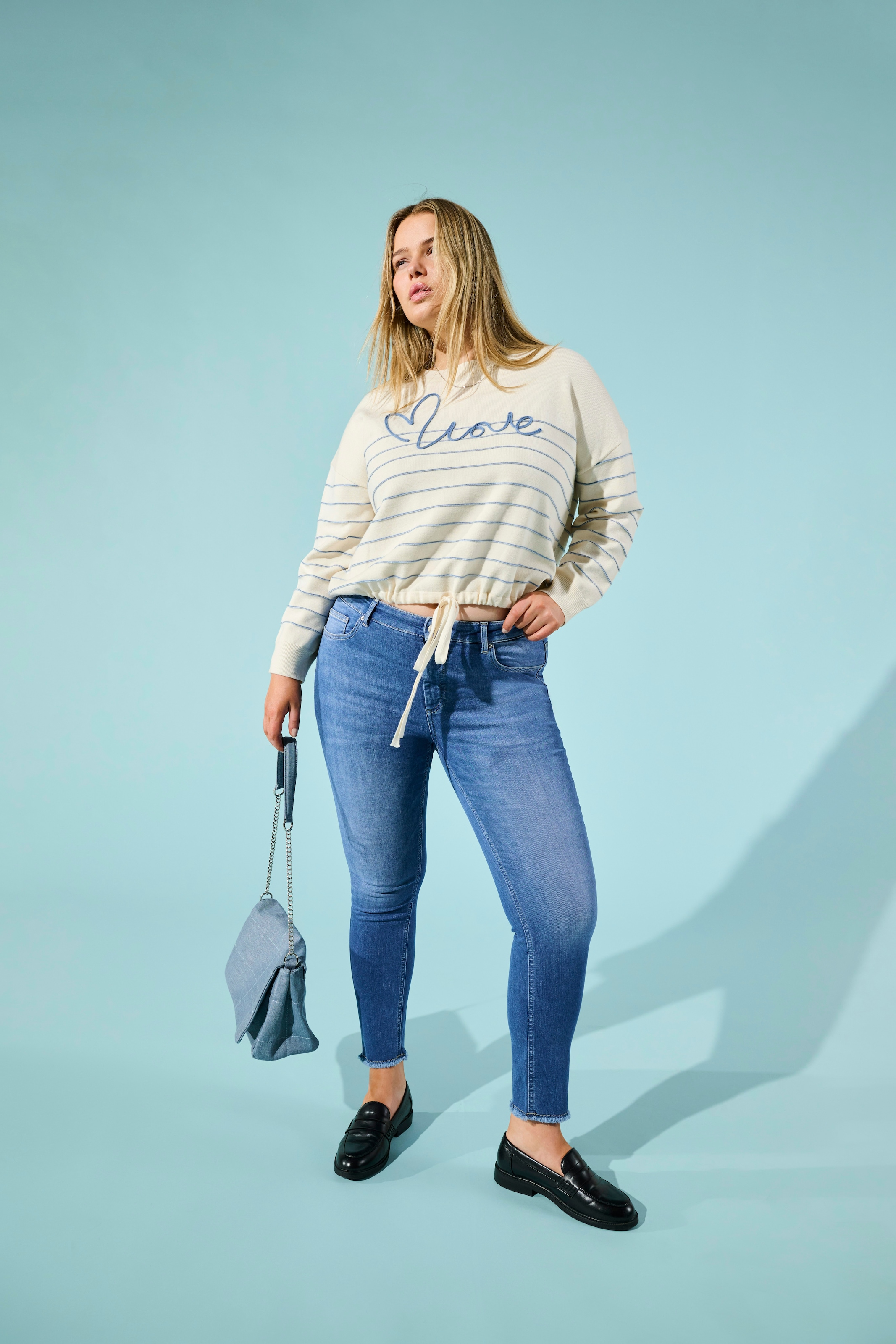 ONLY CARMAKOMA Skinny-fit-Jeans »CARWILLY REG SK ANK RW DNM REA260 NOOS«