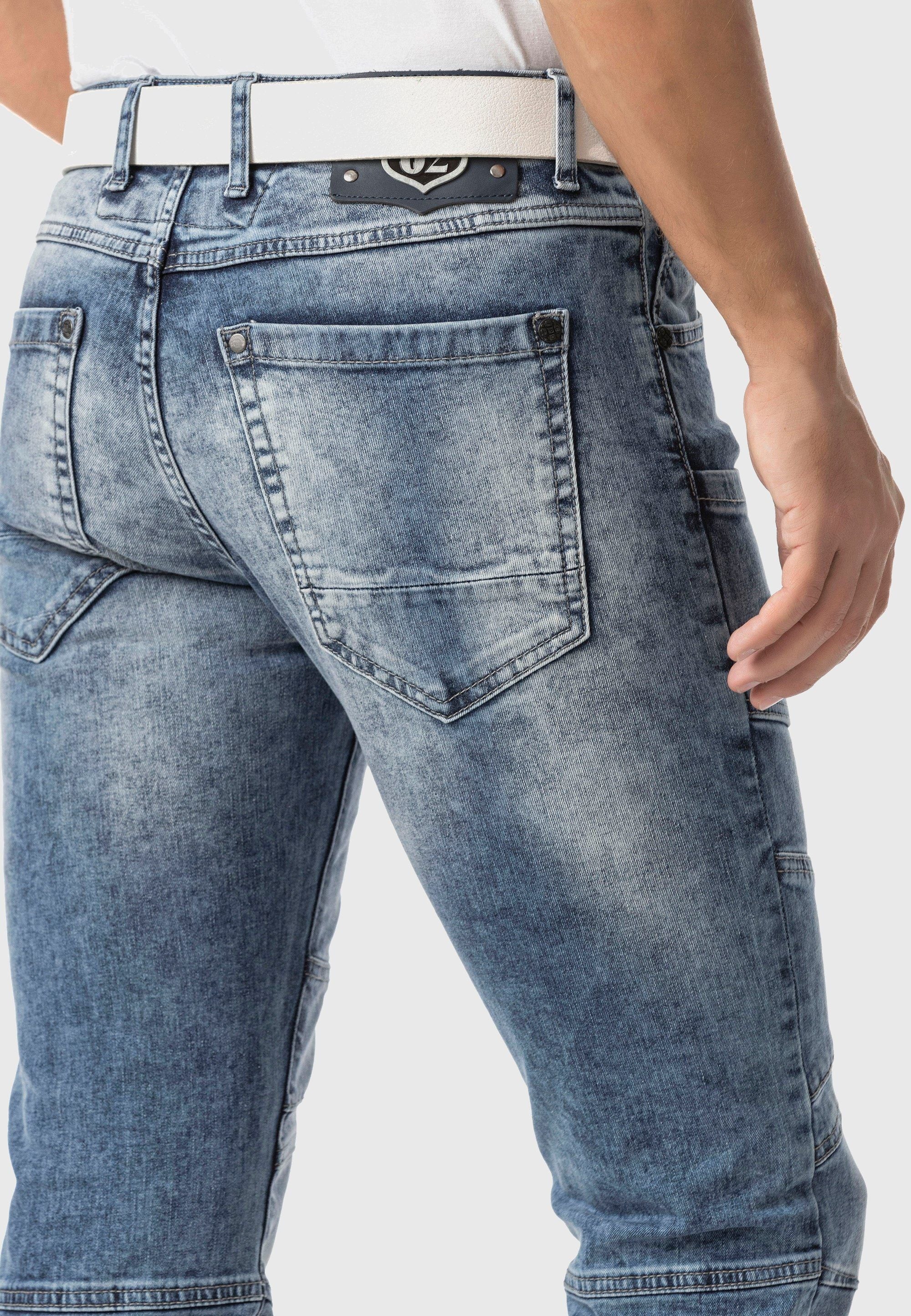 Cipo & Baxx 5-Pocket-Jeans »Cipo & Baxx Jeans« im trendigen Design