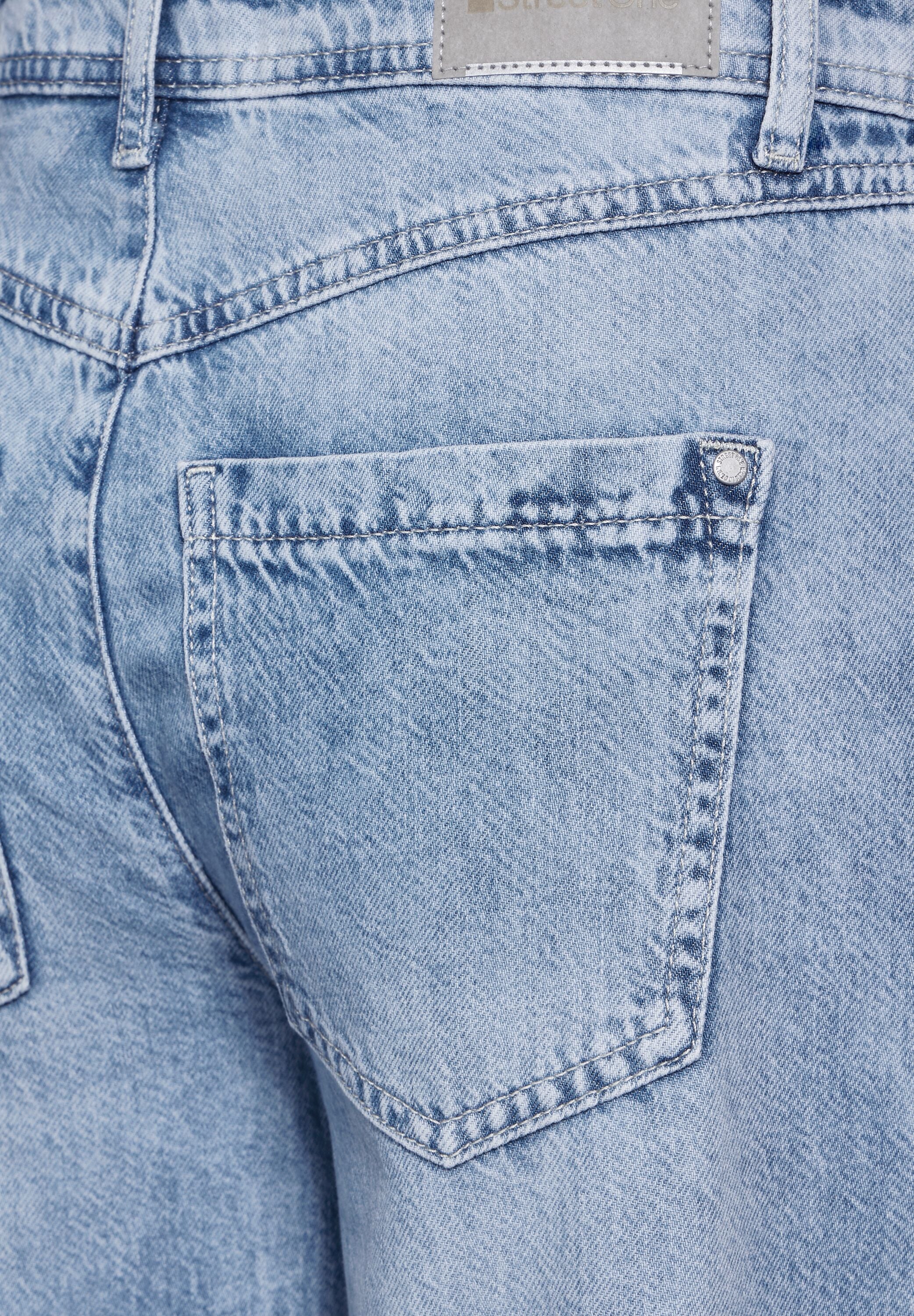 STREET ONE High-waist-Jeans, in hellblauer Waschung