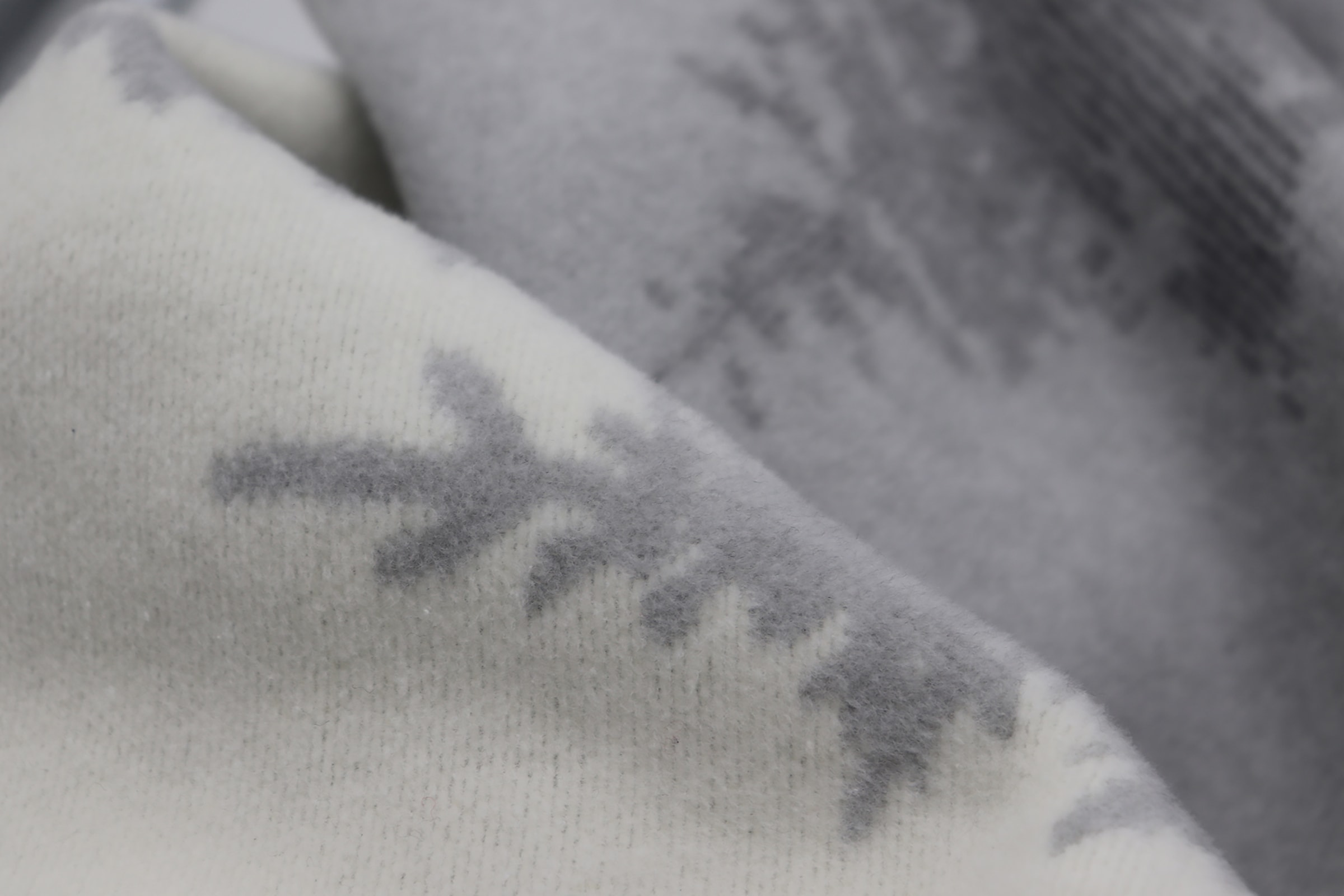 Biederlack Wohndecke »Deerlight« winterliche Alpenstimmung