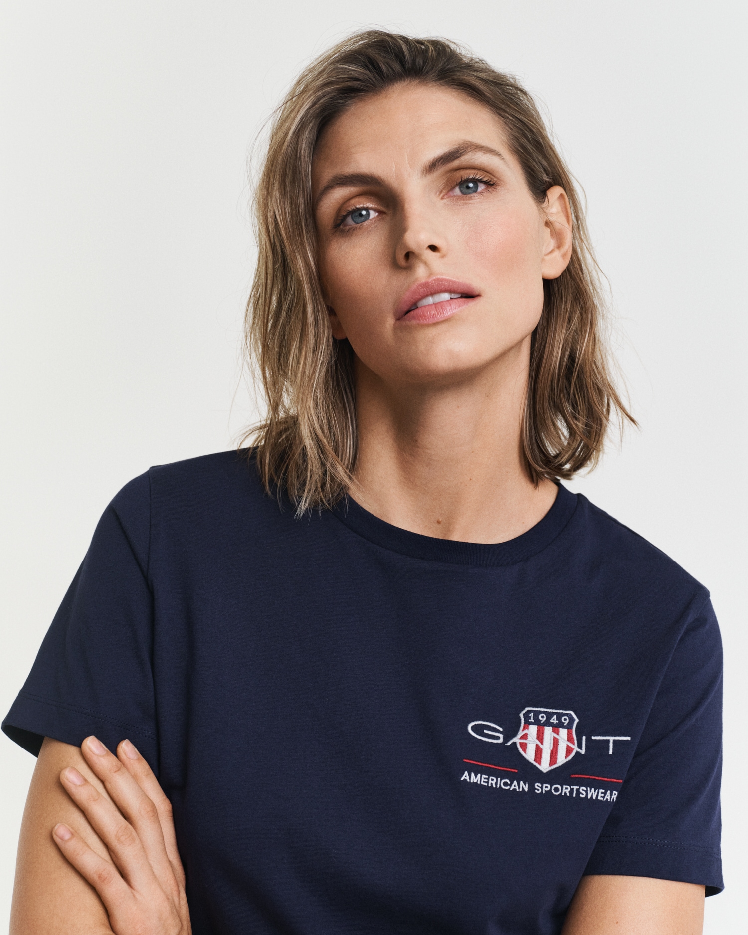 Gant T-Shirt »REG ARCHIVE SHIELD SS T-SHIRT« Stickerei, Rundhals,