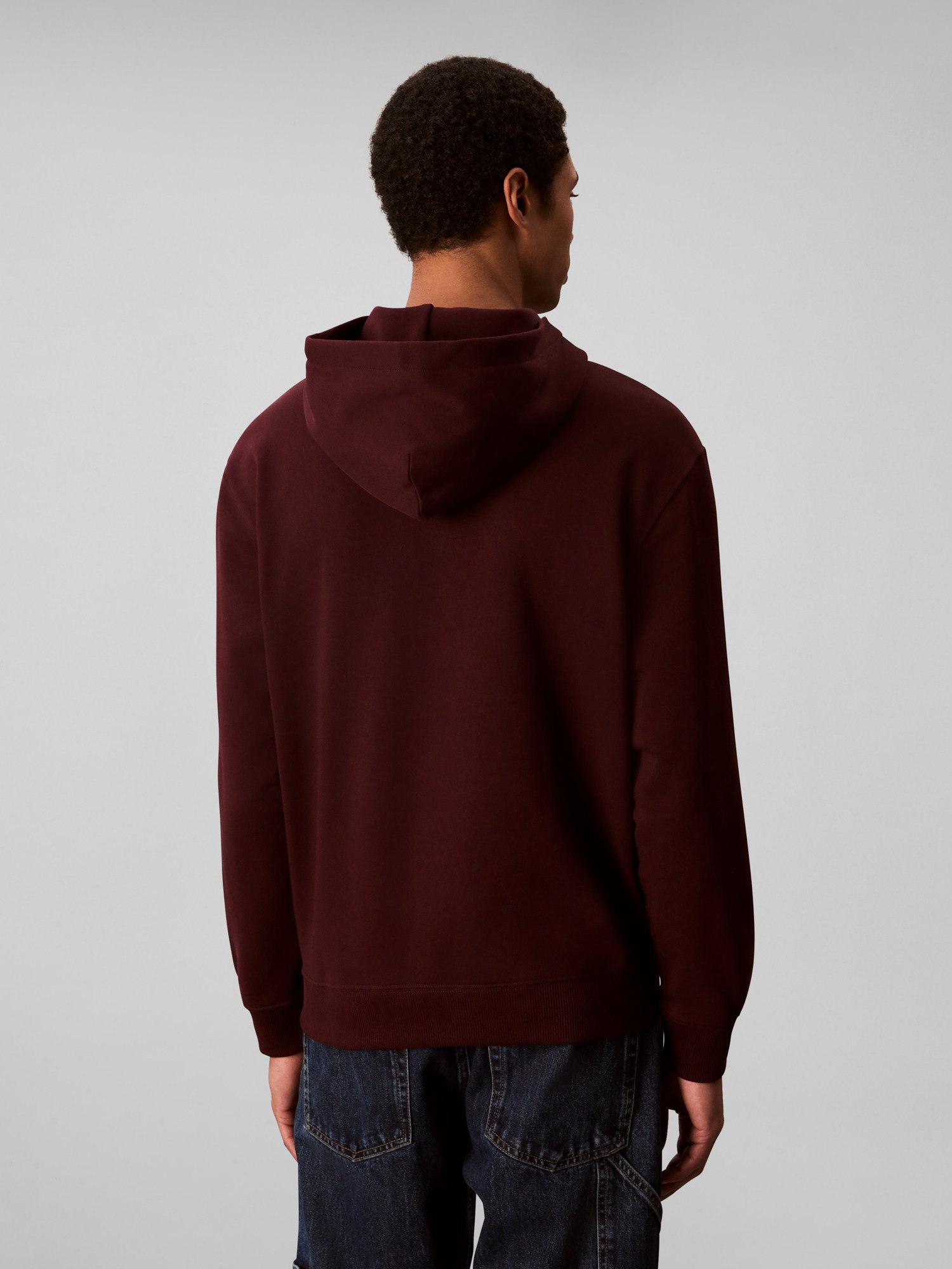 Calvin Klein Kapuzensweatshirt »LS EU STANDARD LOGO 350TERRY PO«, Mit Rundhalsausschnitt, regular fit