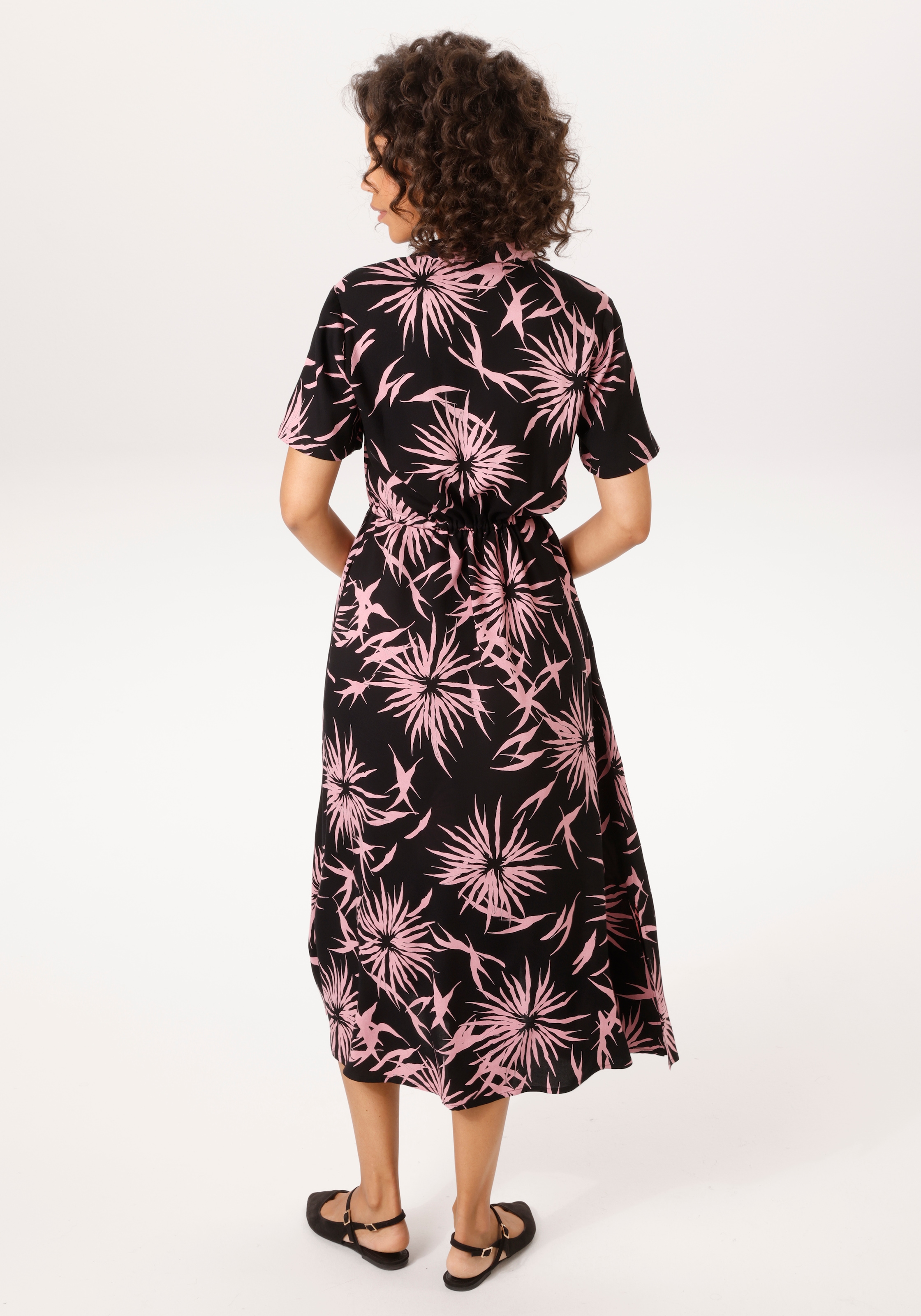 Aniston CASUAL Sommerkleid Eingrifftaschen mit grafischen Blumendruck - jedes Teil ein Unikat - NEUE KOLLEKTION