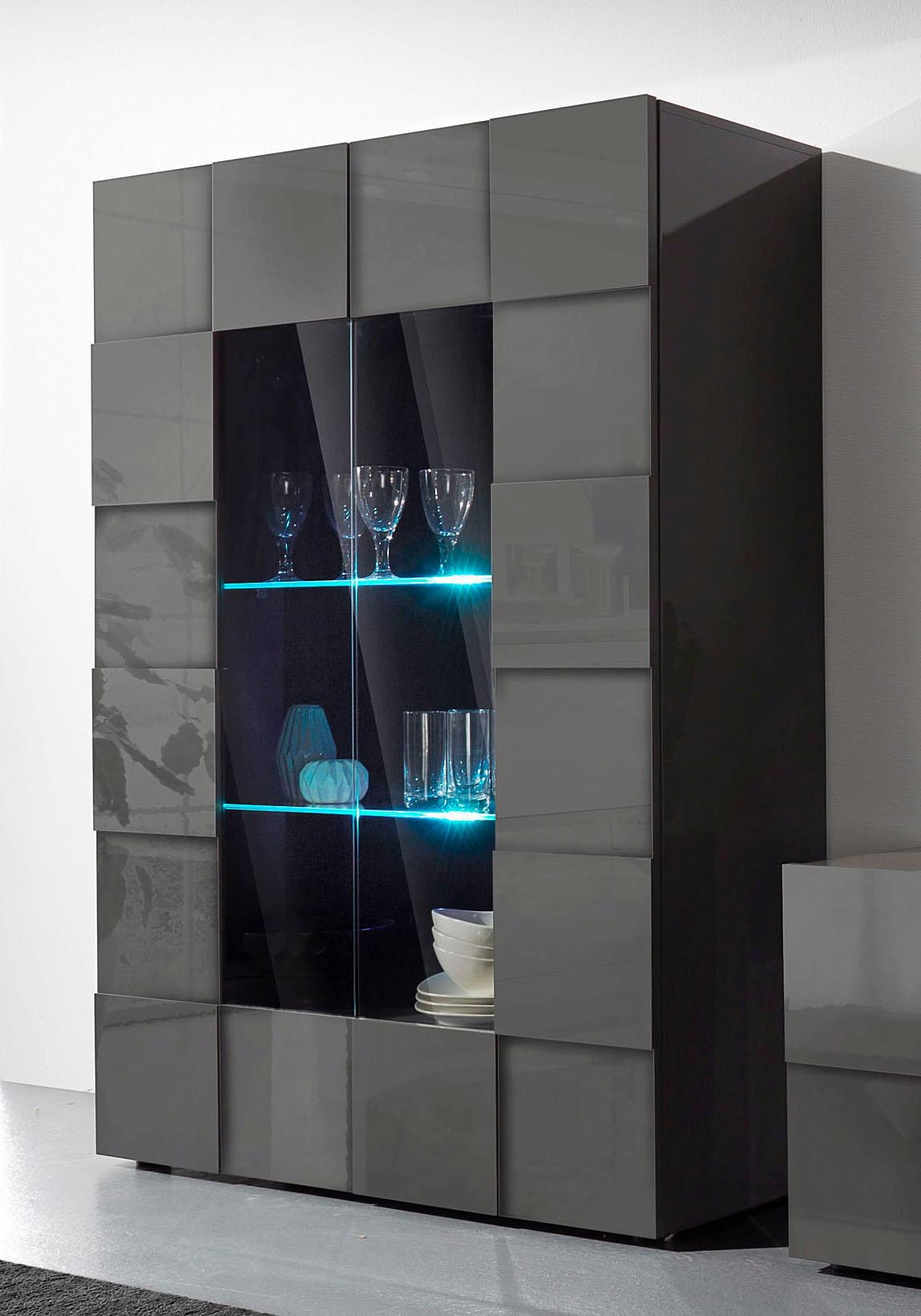 INOSIGN Vitrine »Dama Höhe 166 cm, Breite 121 cm, Stauraumvitrine mit 2 Türen,«, Standvitrine - Front in 3D-Optik, viel Stauraum, verschiedene Farben