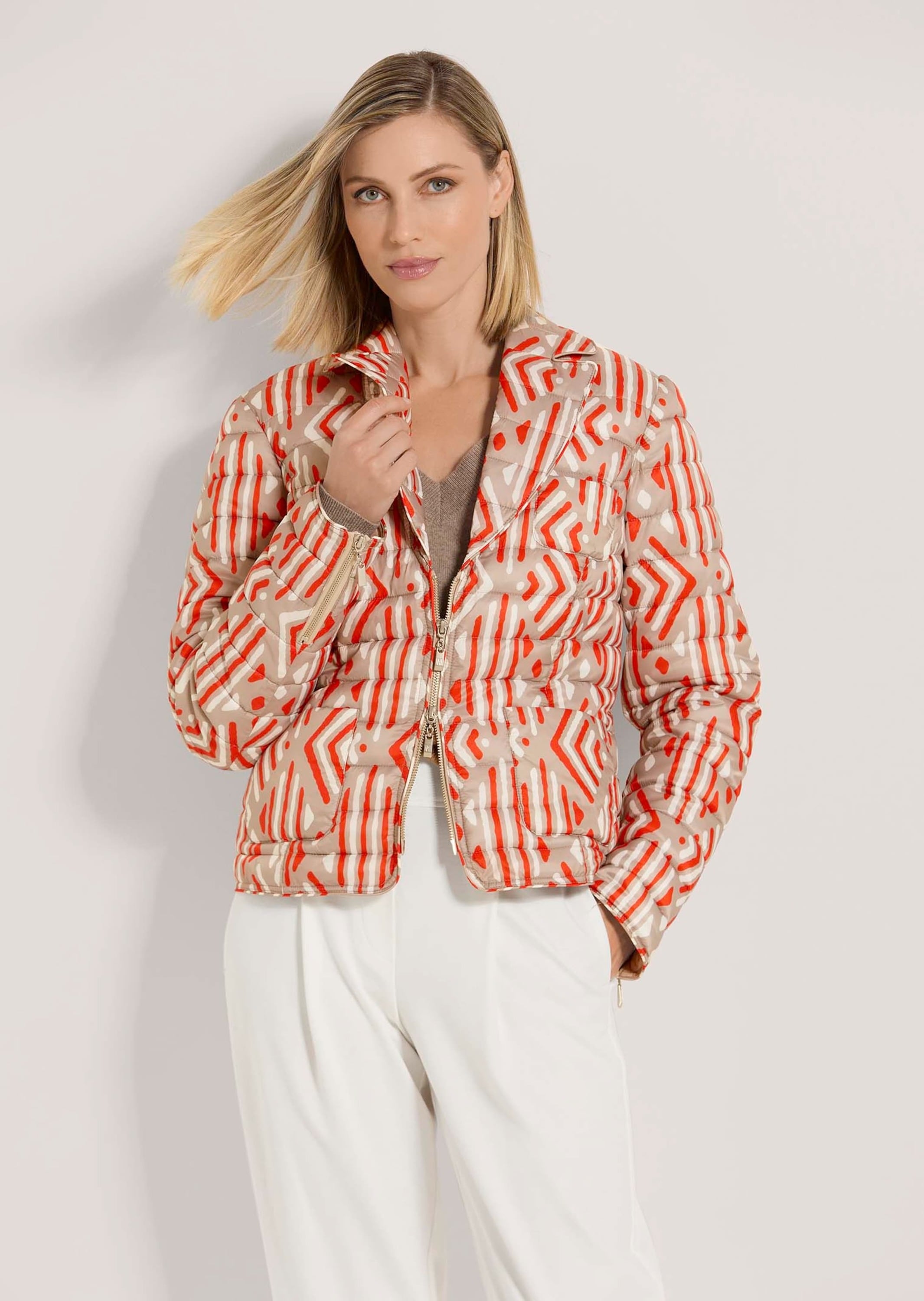 MADELEINE Steppjacke »Steppjacke Kurze Steppjacke mit Unikat-Print«
