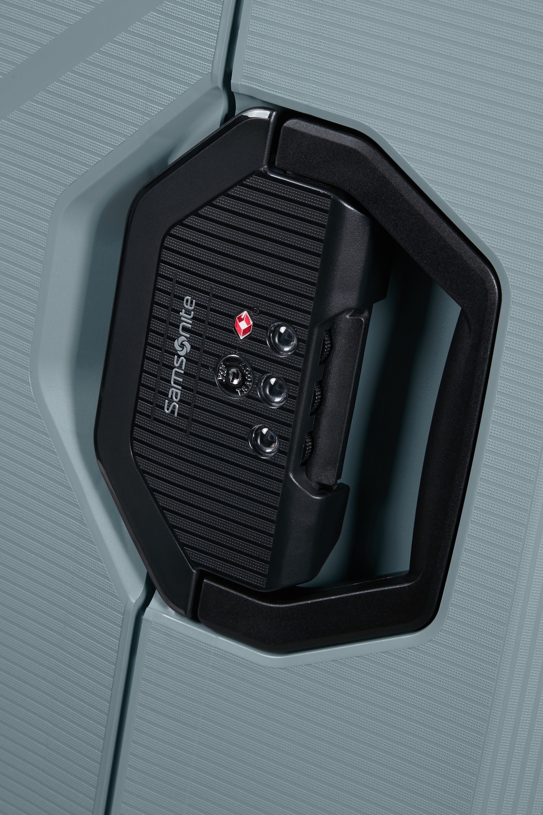 Samsonite Hartschalen-Trolley »MAGNUM, verschiedene Größen und Farben« 82 l 4 Rollen mit arretierbarem und versenkbarem Druckknopf-Trolleysystem