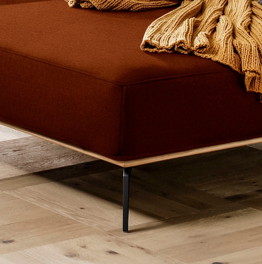 W.SCHILLIG Ecksofa »run, Designsofa mit tollem Sitzkomfort, bequem, L-Form«, mit Holzsockel, Füße in Schwarz pulverbeschichtet, Breite 279 cm