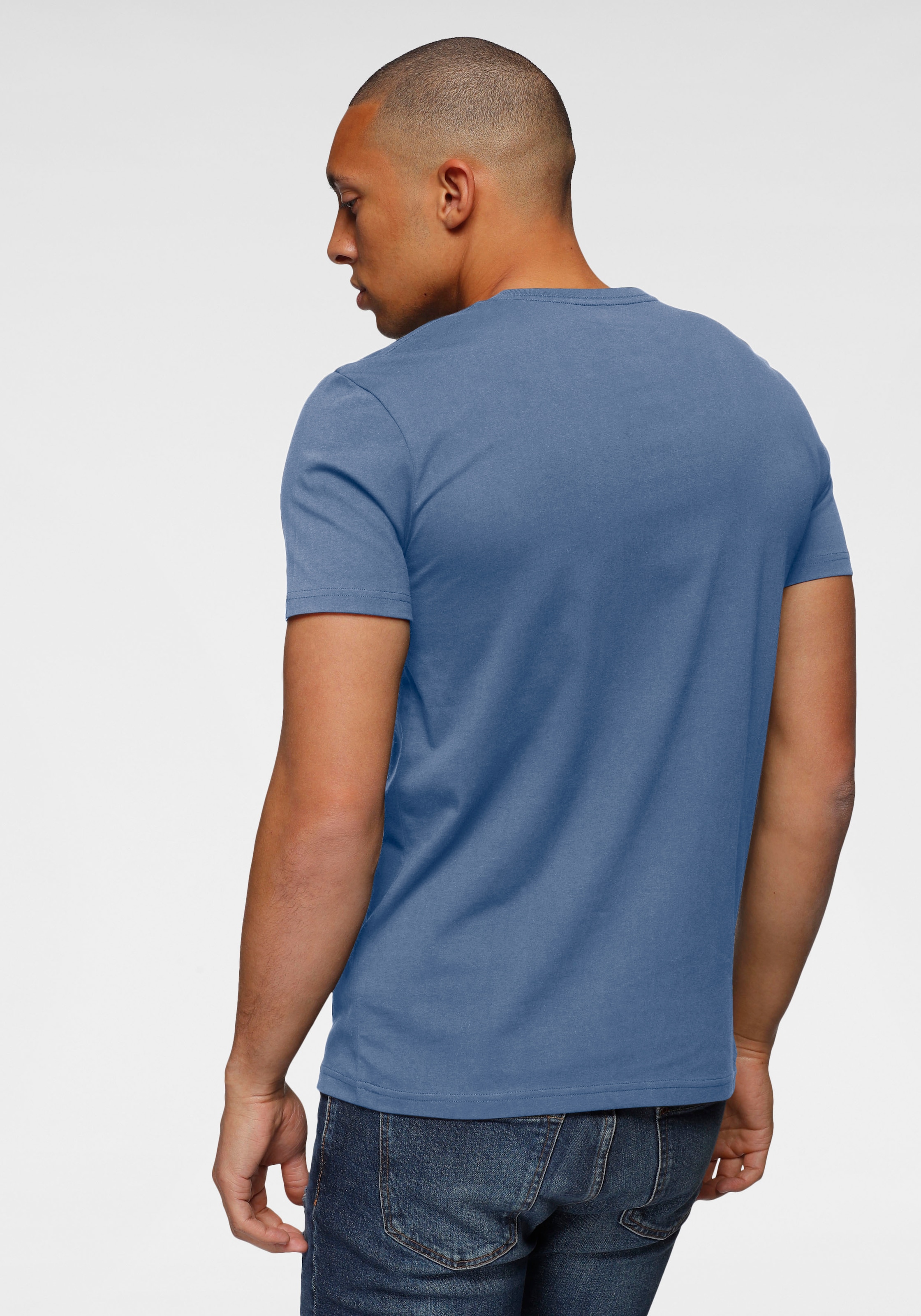 Converse T-Shirt »UNISEX CONVERSE GO-TO STAR CHEVRON LOGO STANDARD FIT T-SHIRT«