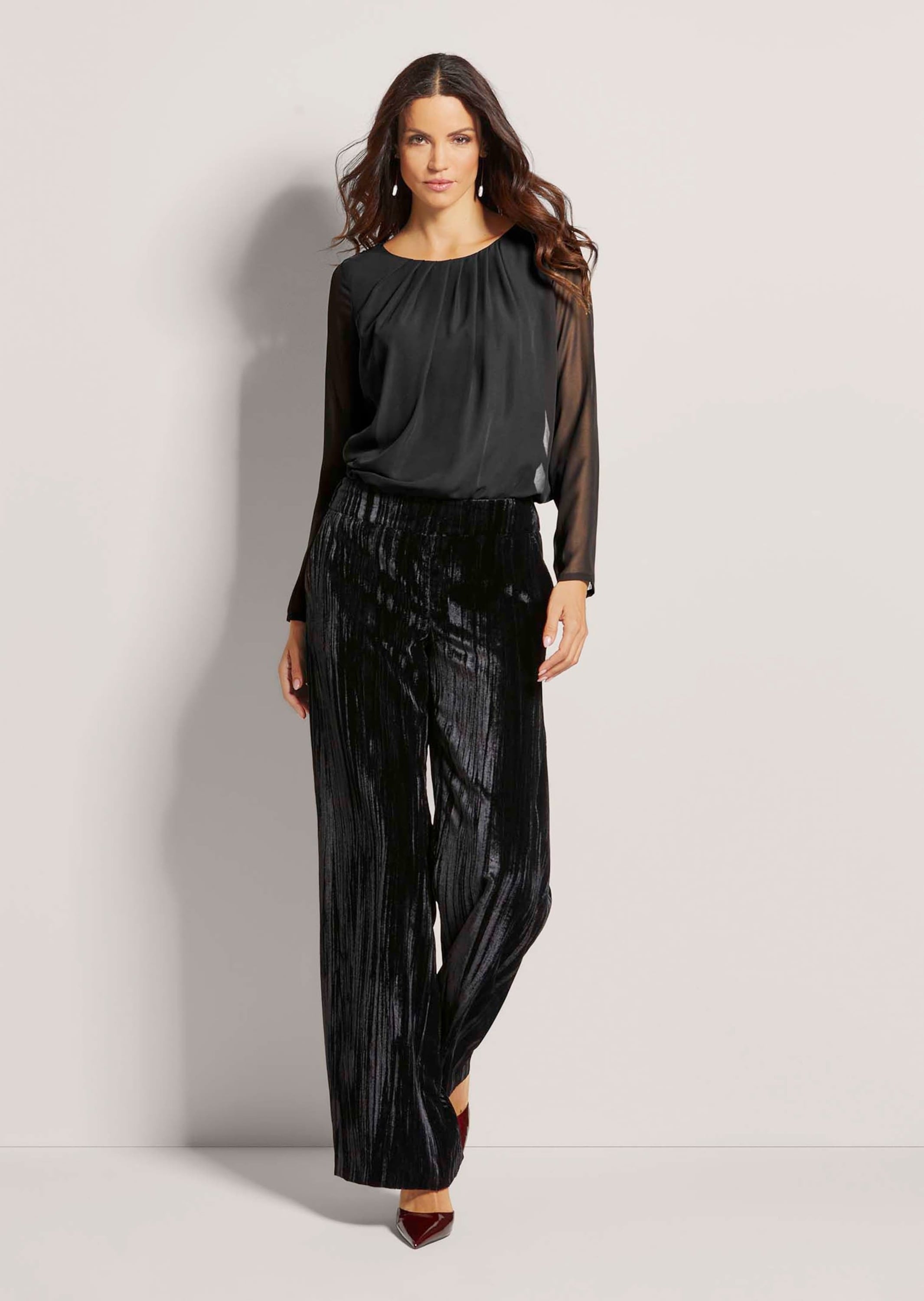 MADELEINE Stoffhose »Samthose Weite Hose zum Schlüpfen«