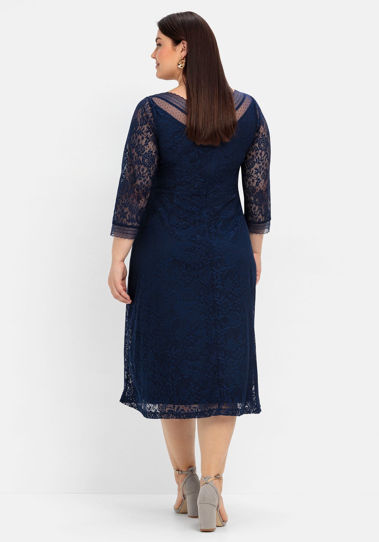 Sheego Abendkleid »Kleid aus elastischer und bequemer Qualität«
