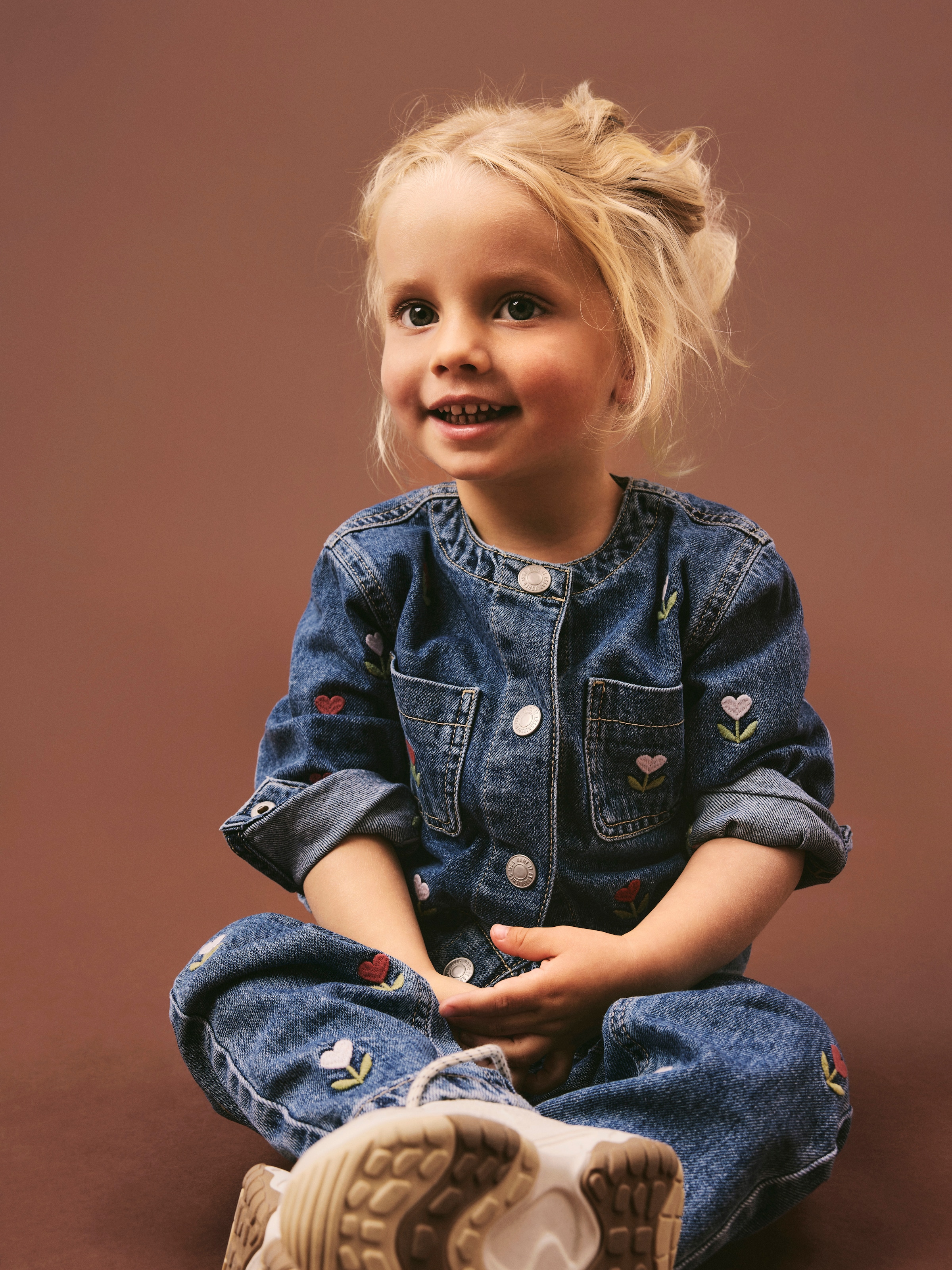 Name It Mom-Jeans »NMFBELLA MOM DNM EMB JEANS 5526-BP« Baumwolle, mom fit