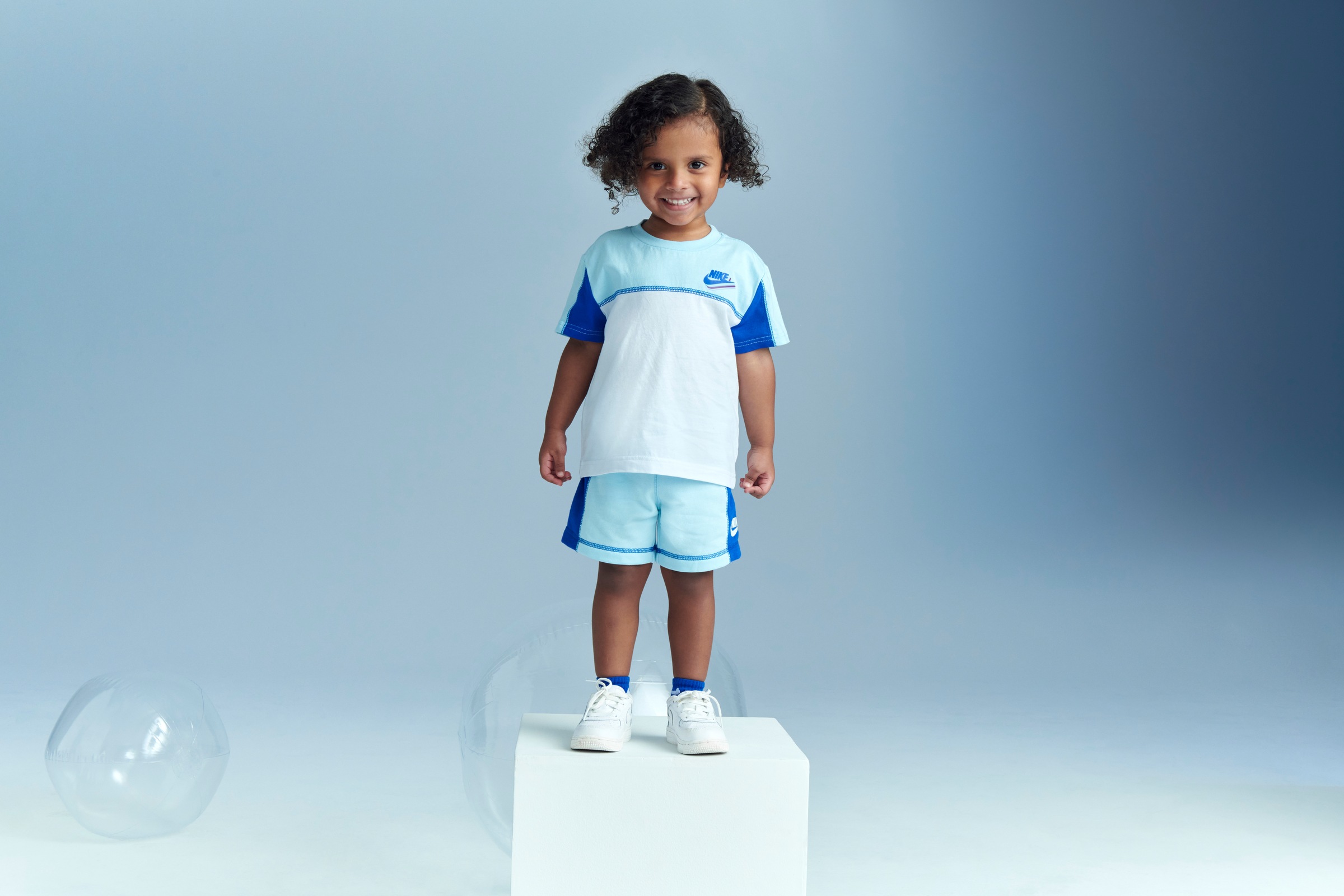 Nike Sportswear Sportsocken 6 Paar tlg. für Babys, sportlicher Stil, elastische Passform