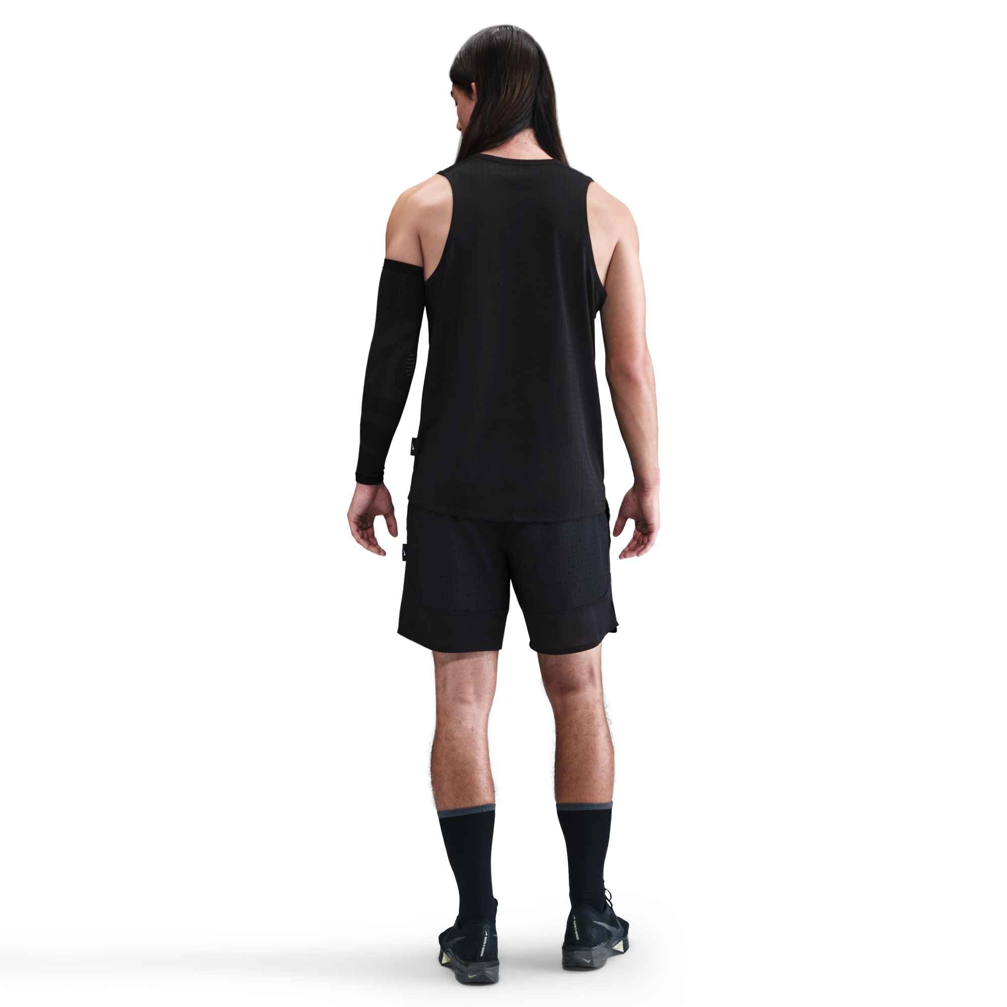 Nike Laufshirt »M NK DF BREATHE MILER TANK« für das Laufen entwickelt, mit Dri-FIT-Technologie, ärmelloses Design