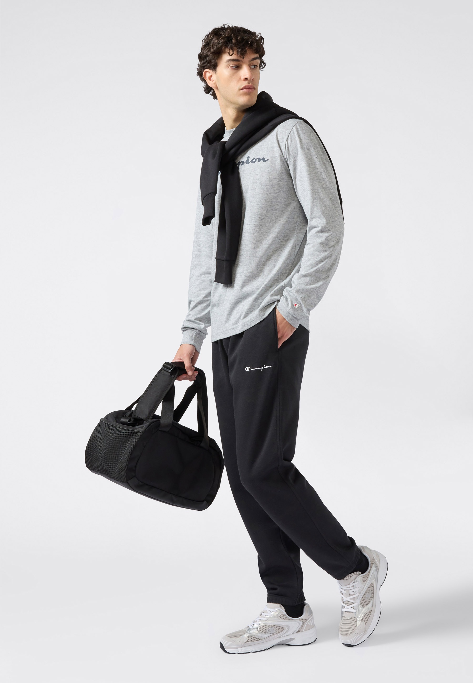 Champion Jogginghose »ICONS Fleece Elastic Cuff Pants«  Jogginghose, aus Baumwolle und Polyester, mit elastischen Bündchen