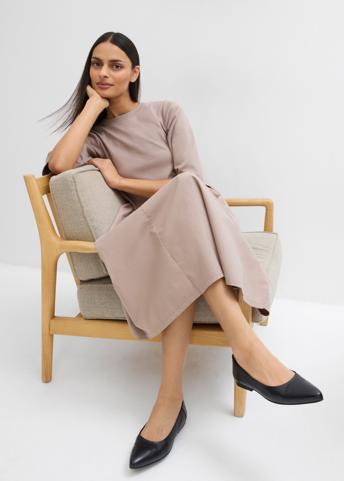 bonprix Midikleid aus Baumwolle, A-Linien-Passform, Kurzarm-Design, Midilänge