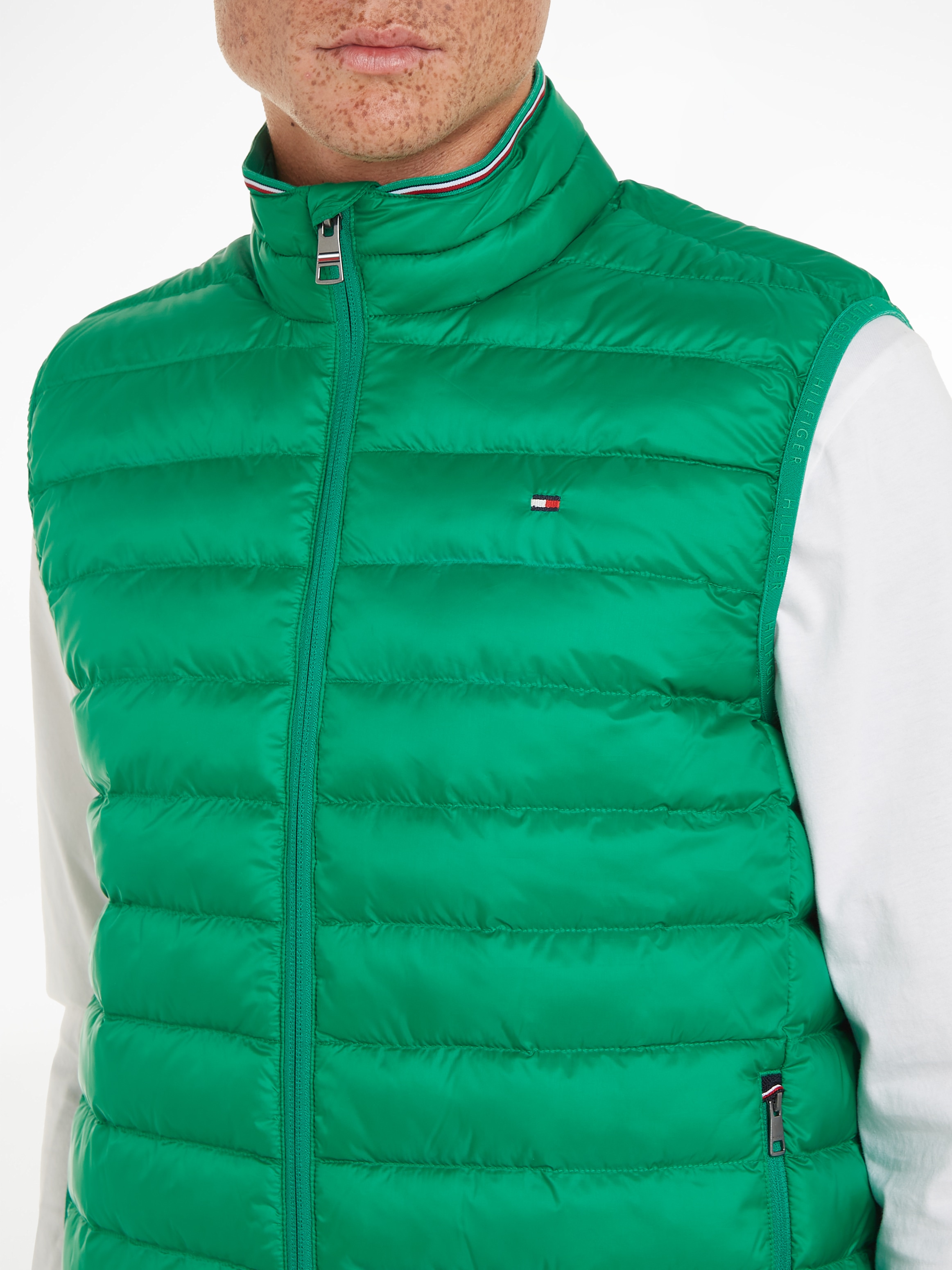 Tommy Hilfiger Steppweste »PACKABLE RECYCLED VEST«, mit Tommy Hilfiger Logostickerei