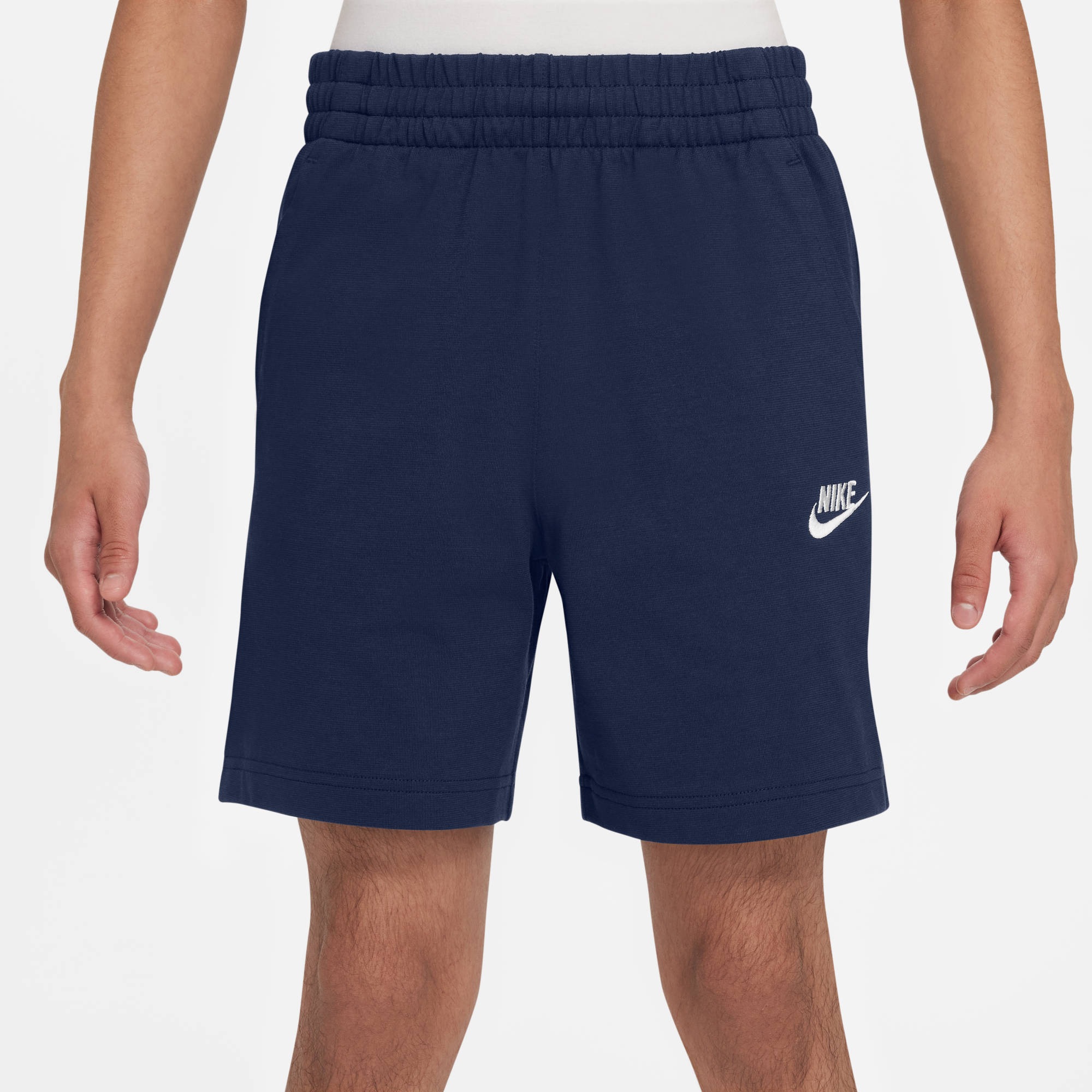 Nike Sportswear Trainingsshorts »K NSW CLUB KNIT SHORT 6IN LBR«  Für Kinder und Jugendliche