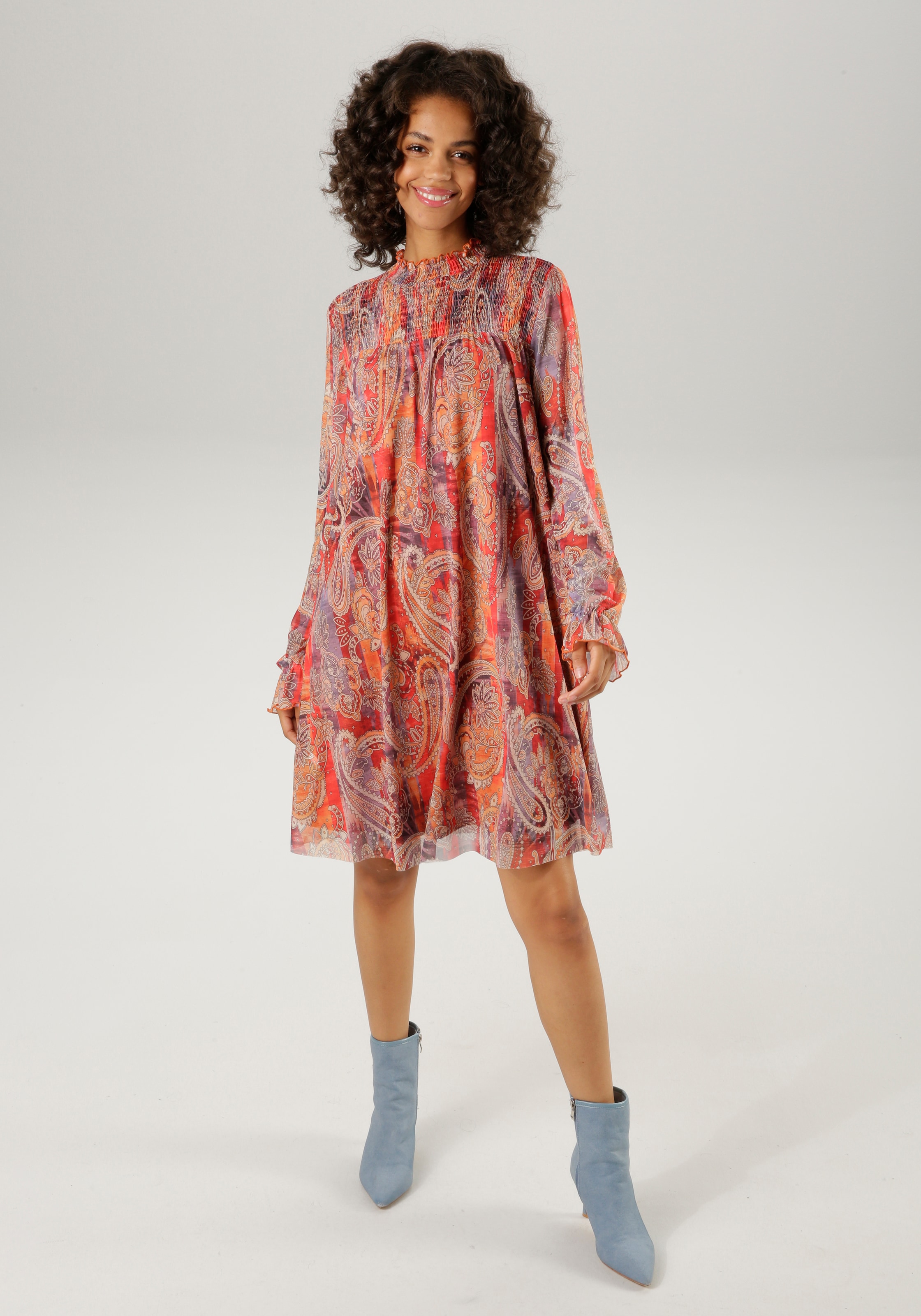 Blusenkleid, mit farbharmonischem Paisley-Druck - NEUE KOLLEKTION