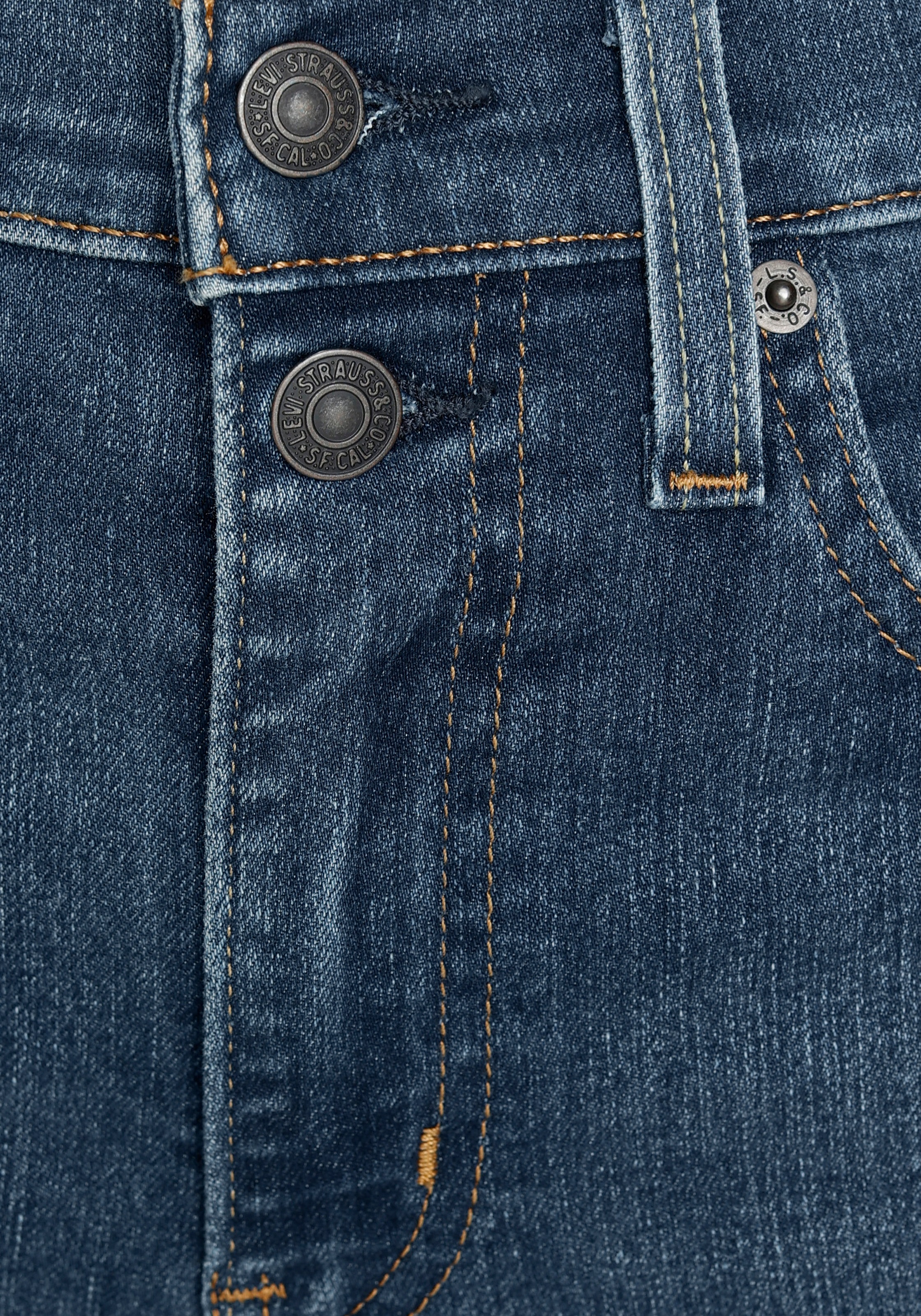 Levi's® 5-Pocket-Jeans »724 BUTTON SHANK«, mit Reisverschlussdetail am Saum