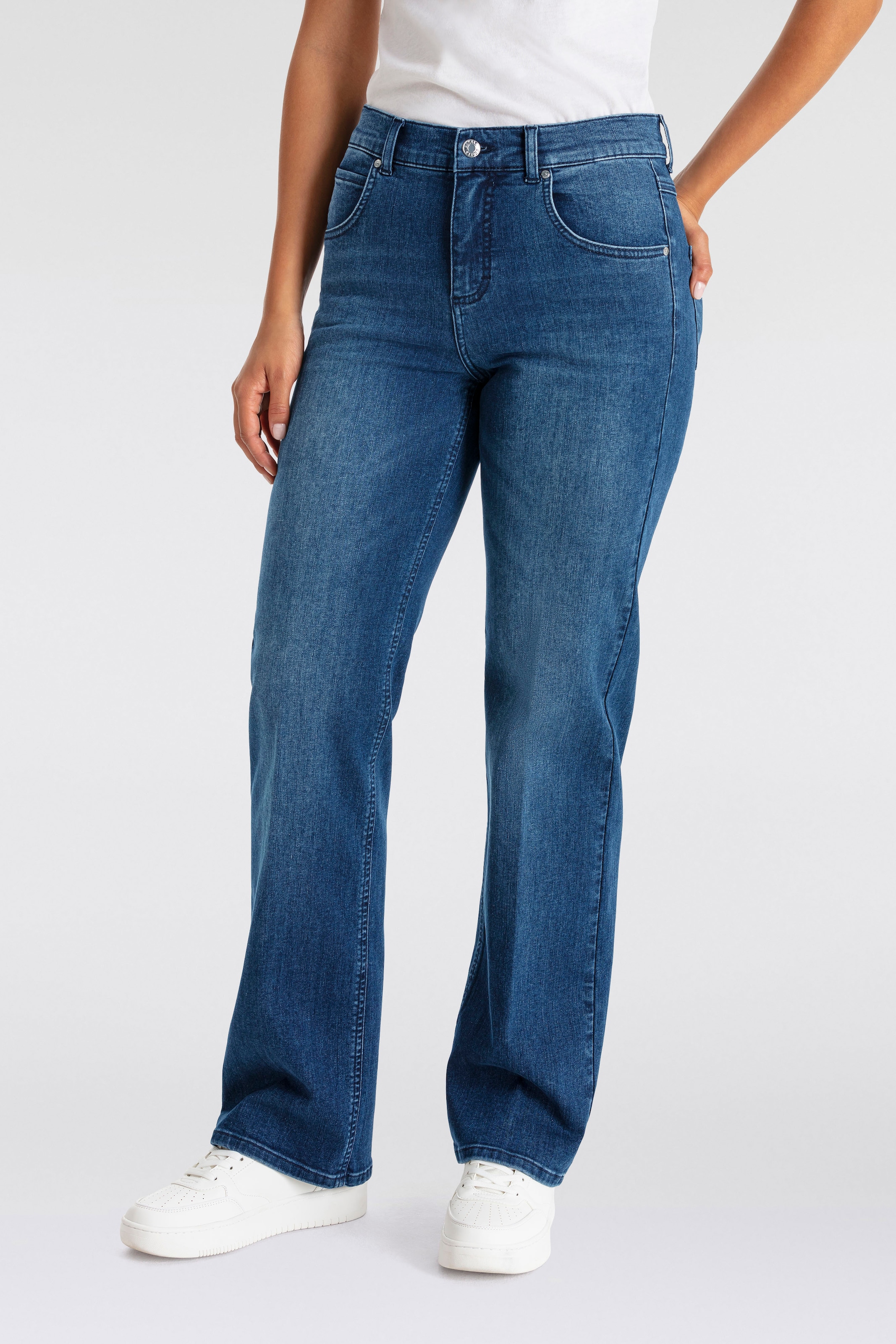 Straight-Jeans, mit weitem Bein