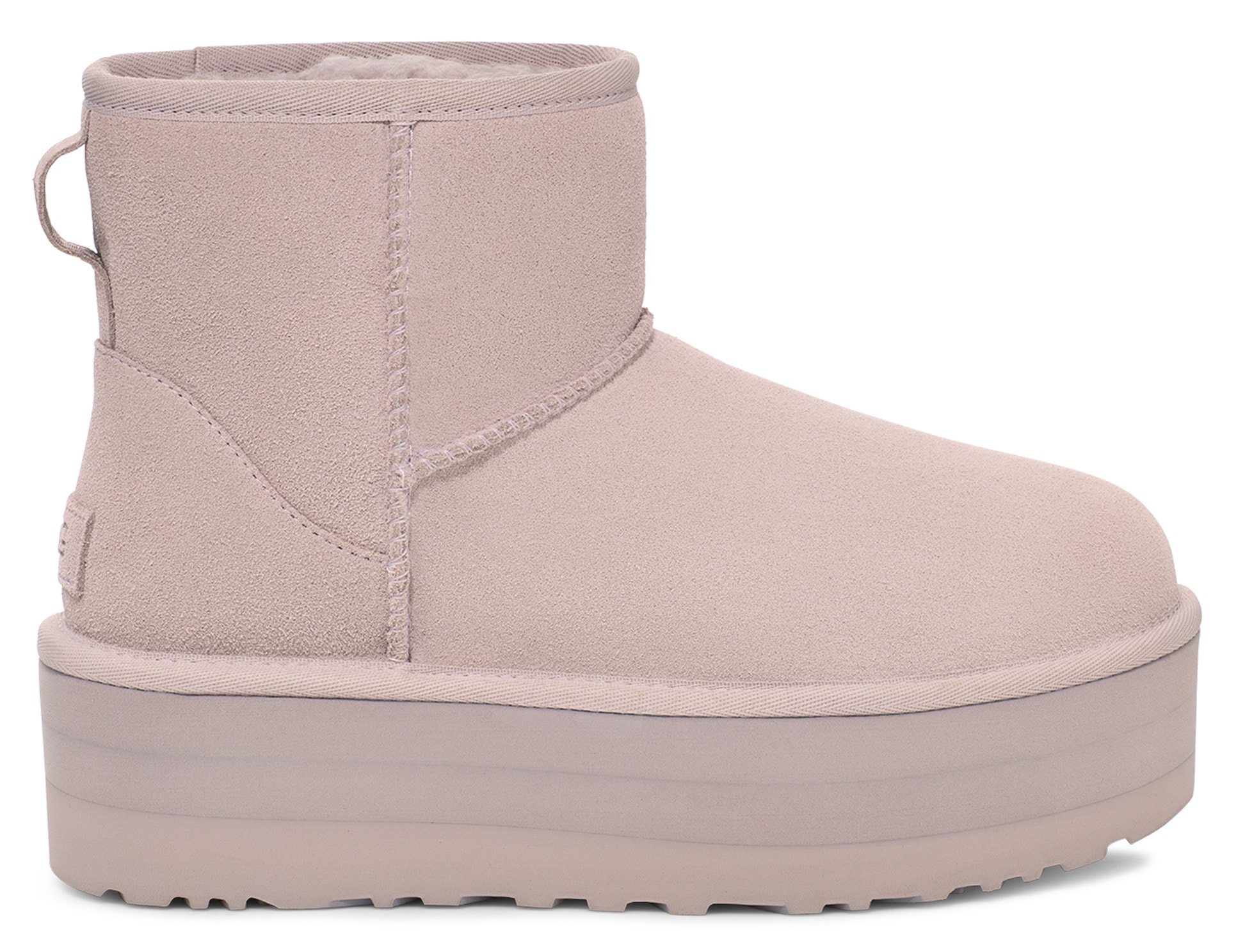 UGG Plateaustiefelette »Classic Mini Platform«, Winterboots, Plateau Stiefel, Schlupfstiefel zum Schlupfen