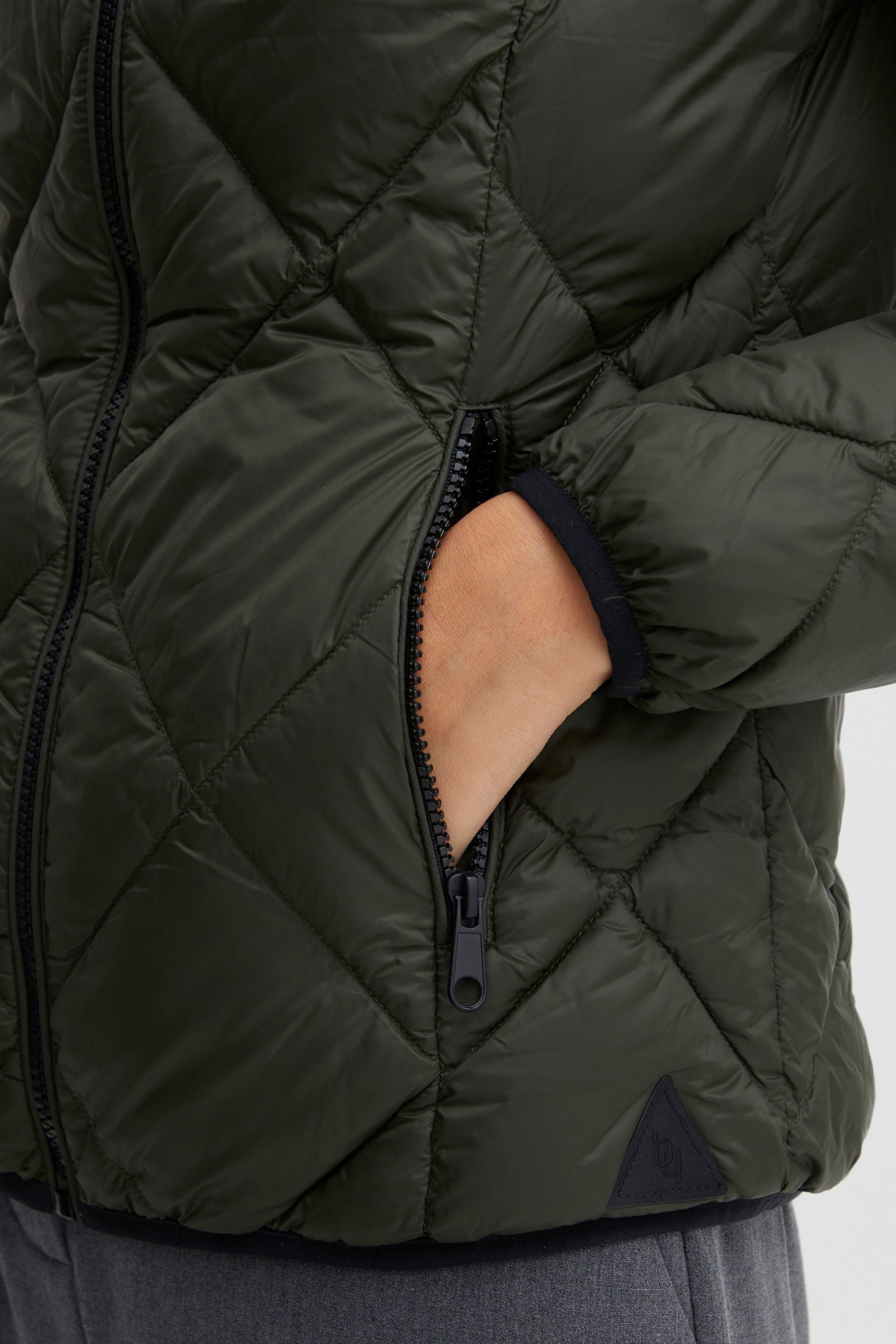 b.young Steppjacke »Steppjacke BYAmalla«, mit Kapuze