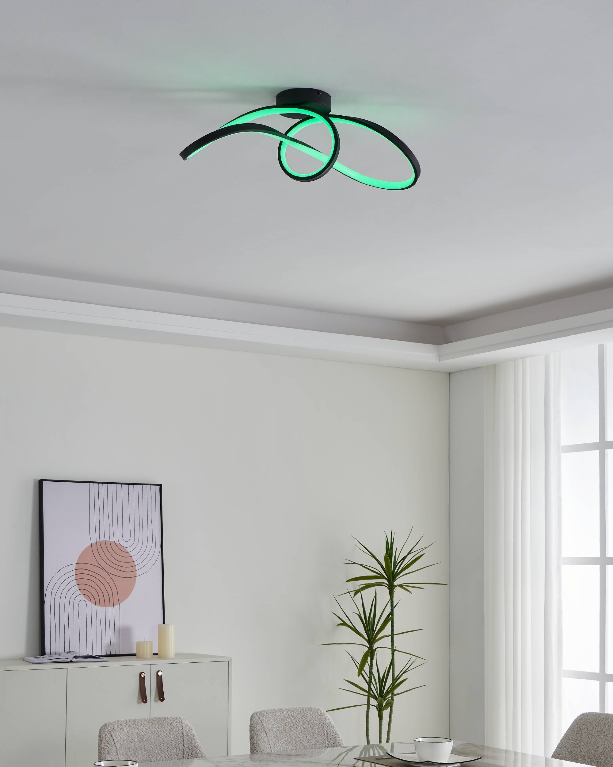 EGLO Deckenleuchte »Calarossa-Z Deckenlampe, ZigBee, App und Sprachsteuerung, Metall« LED-Modul 1 Stk. Kaltweiß | RGB Wand-/Deckenleuchte - L70,5 x B23 x H20,5 cm - schwarz - 22W inkl.