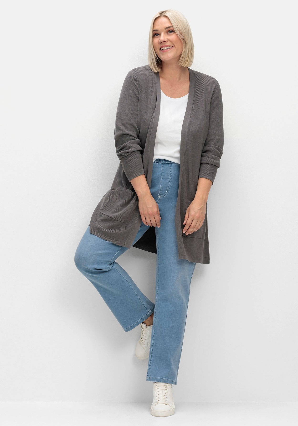 Sheego Longstrickjacke »Strickjacke in verschlussloser Form, mit Taschen«, in verschlussloser Form, mit Taschen