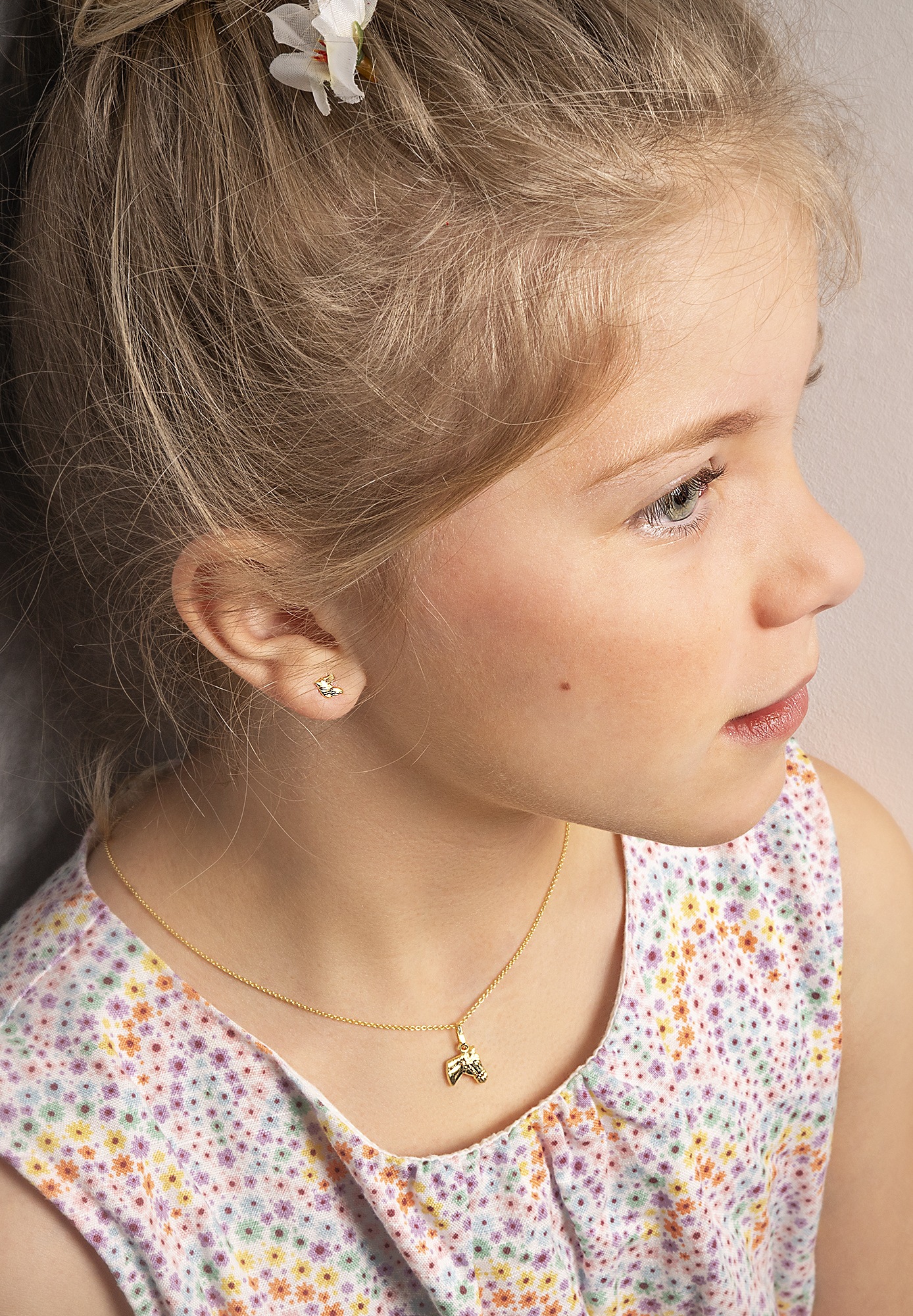 ONE ELEMENT Kettenanhänger »Pferd Anhänger aus 333 Gelbgold«