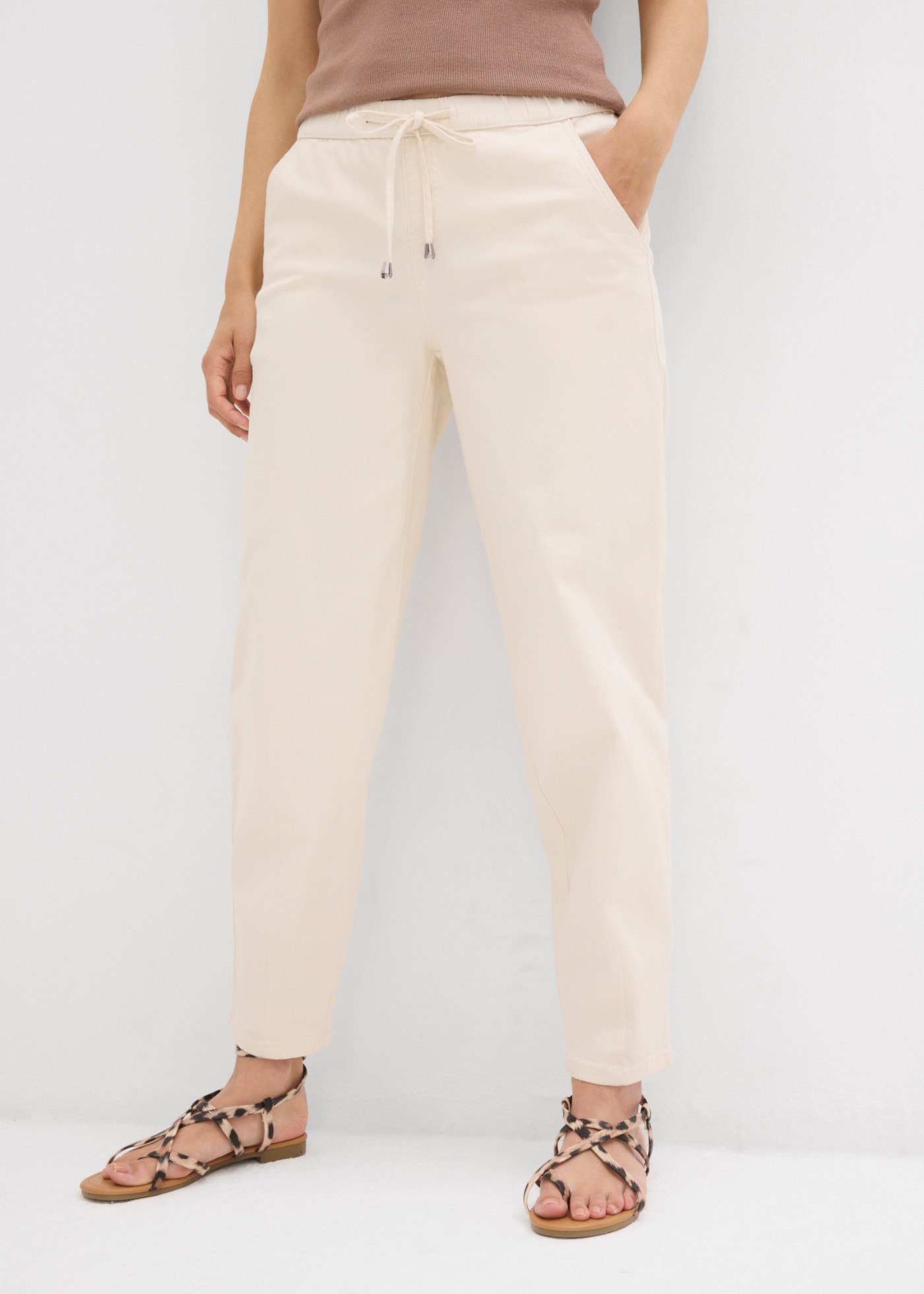 bonprix Loose-fit-Jeans 1 Barrel-Form, mit Gummibund, mit Elasthan-Anteil